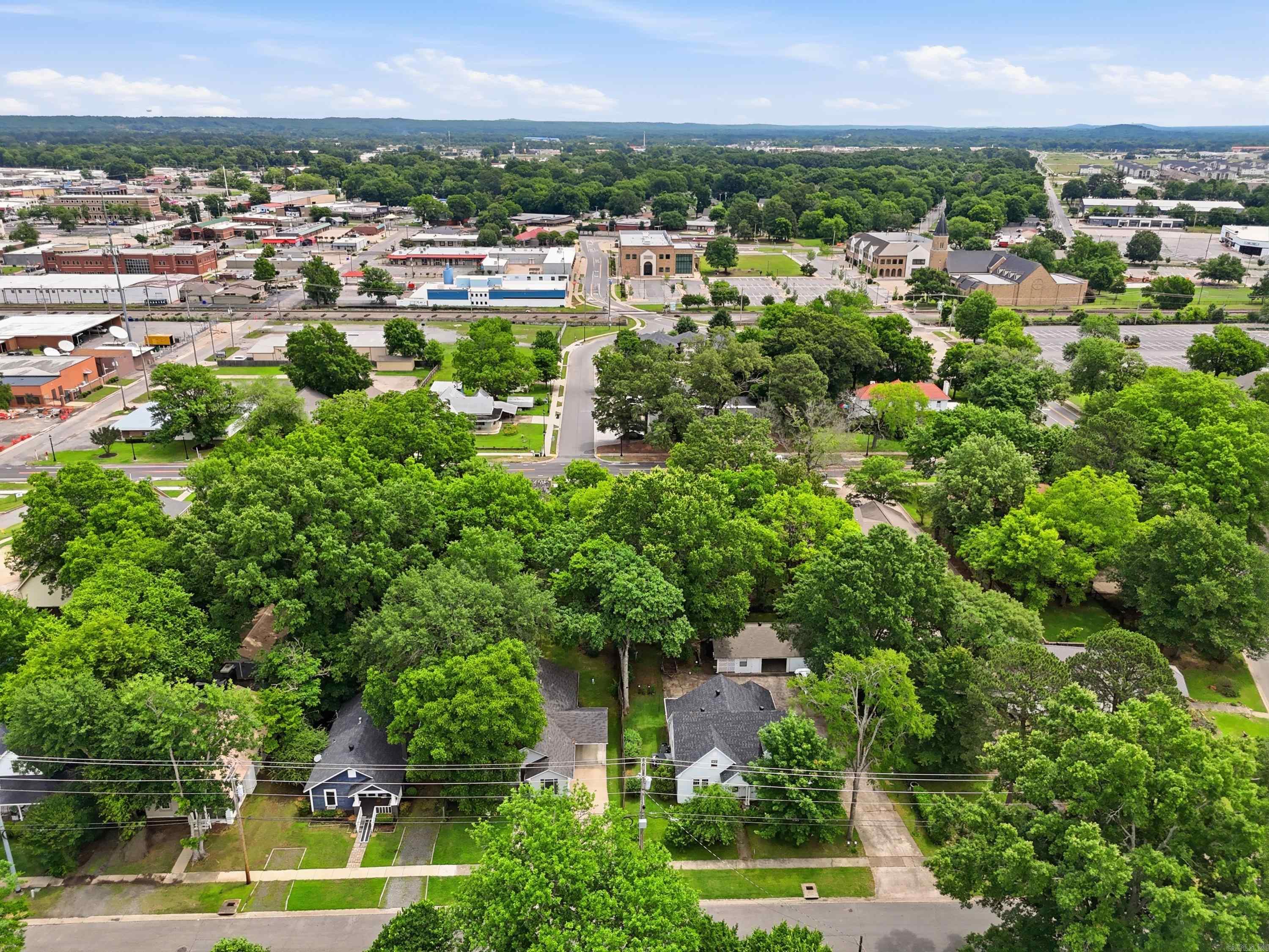 523 LOCUST  Conway, AR