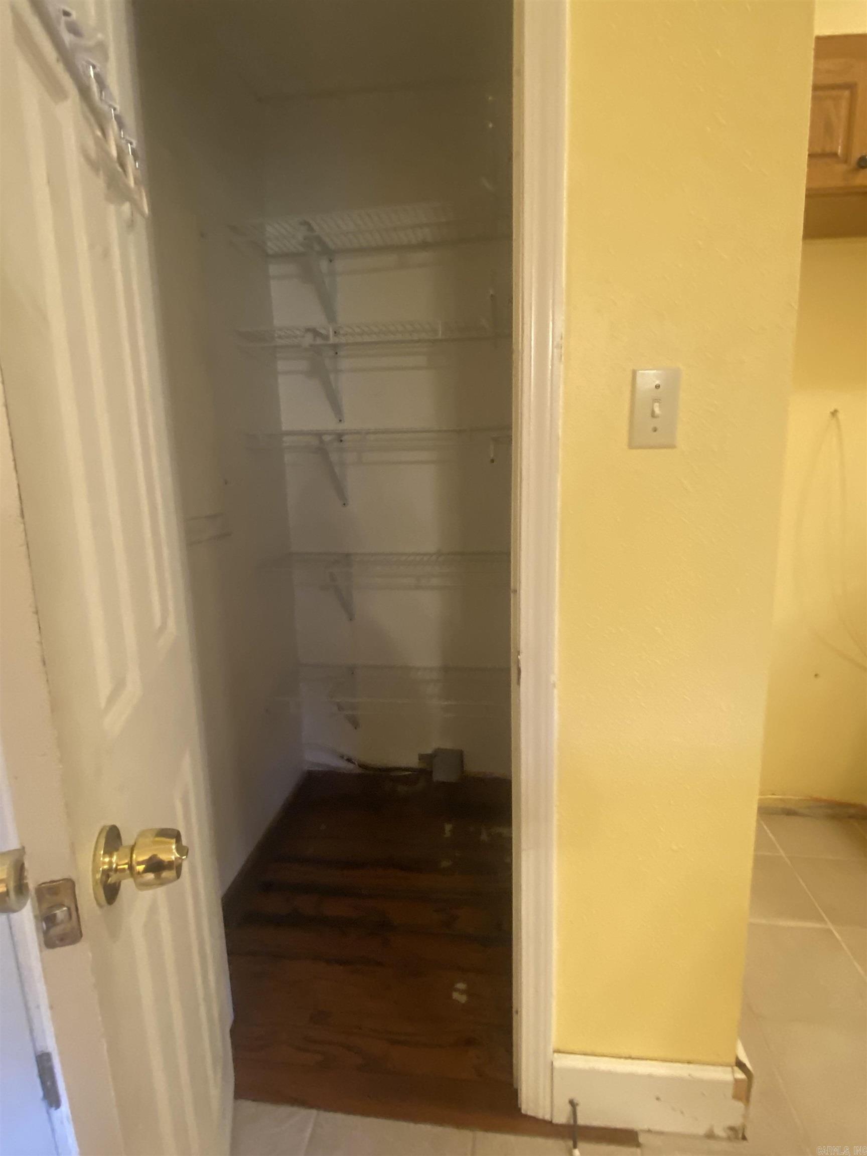 9301 Zuber  Alexander, AR