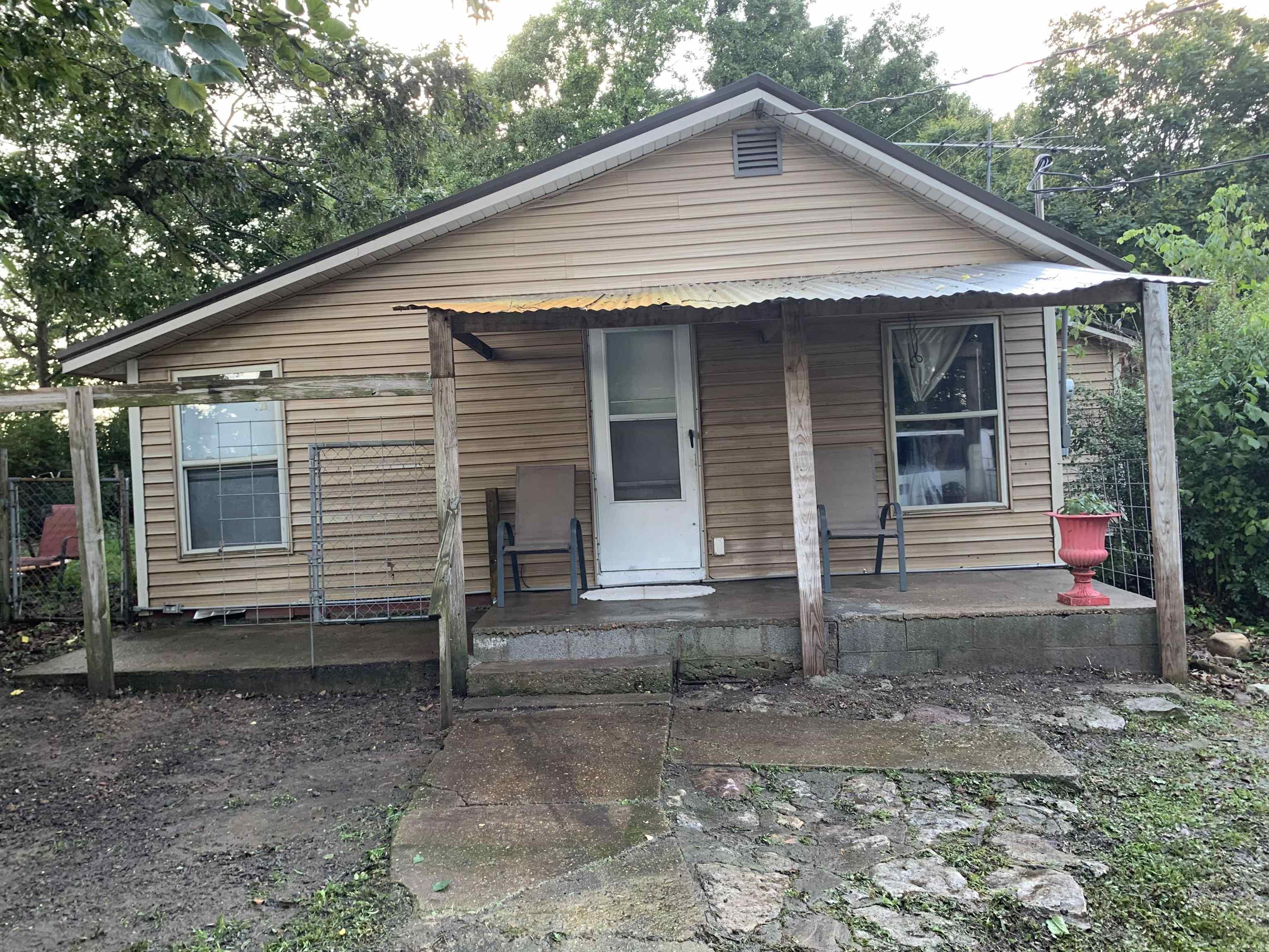2753 MC 4023  Everton, AR
