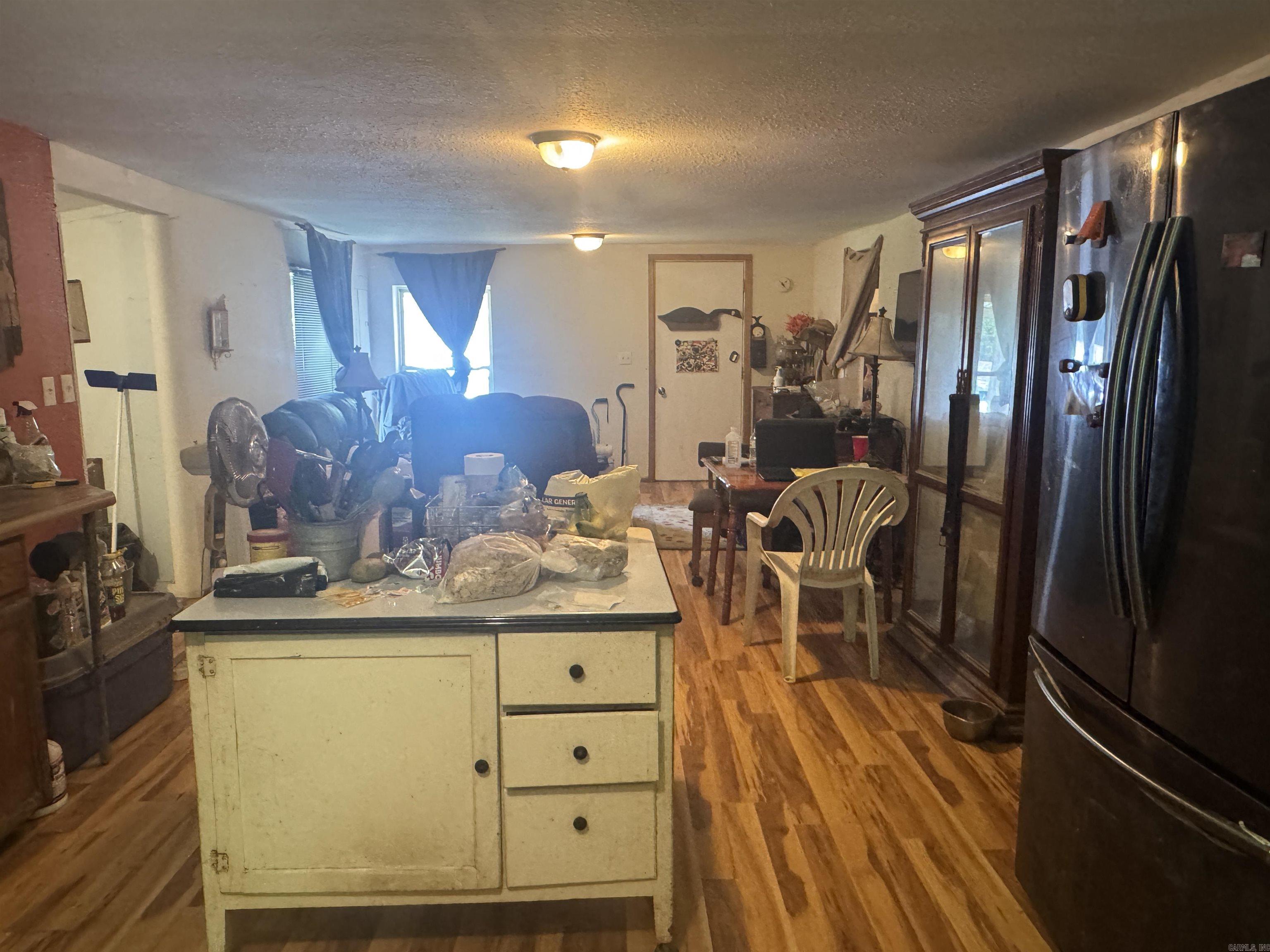 2753 MC 4023  Everton, AR