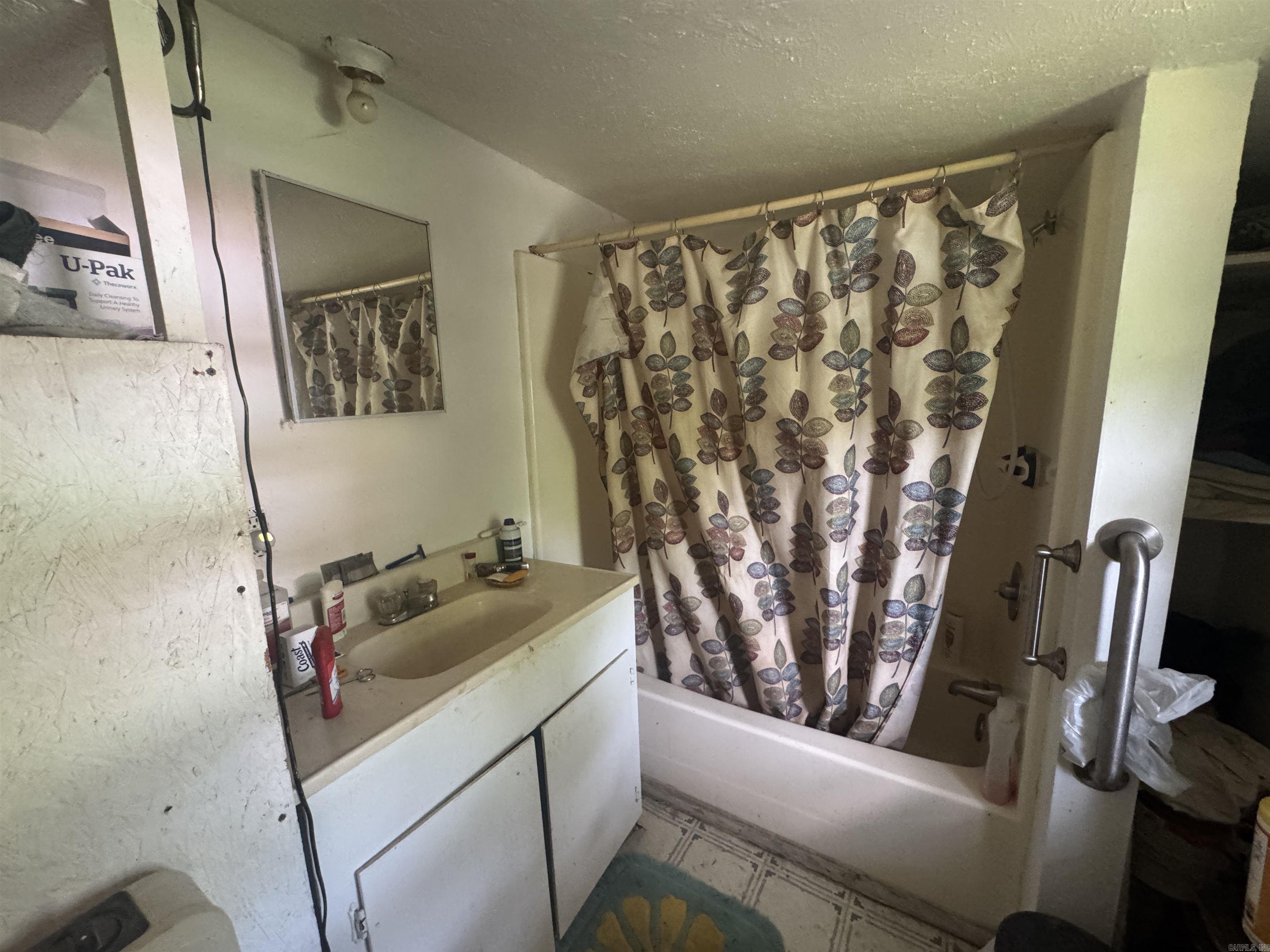 2753 MC 4023  Everton, AR
