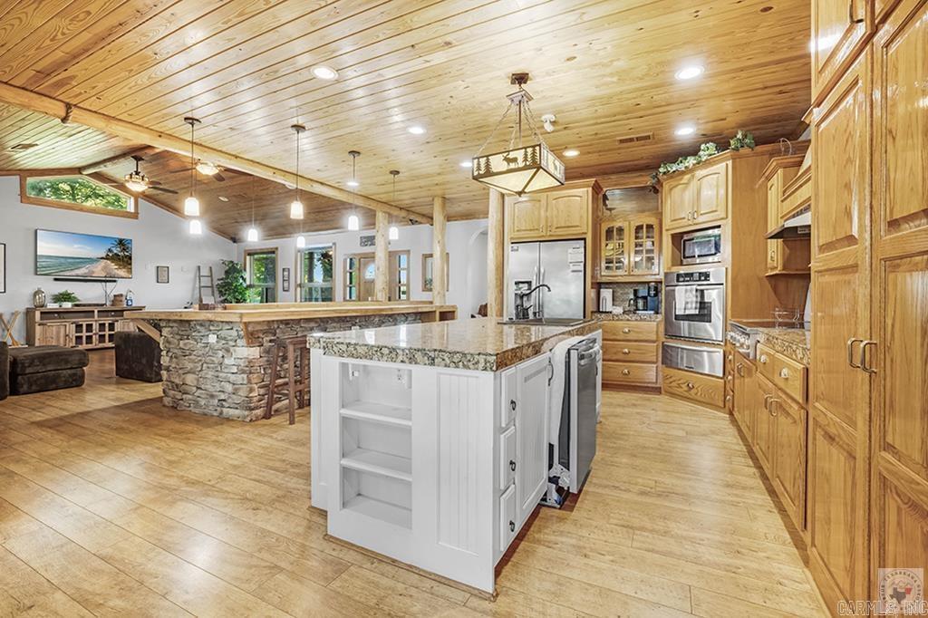 89 Kevins Xing  Amity, AR
