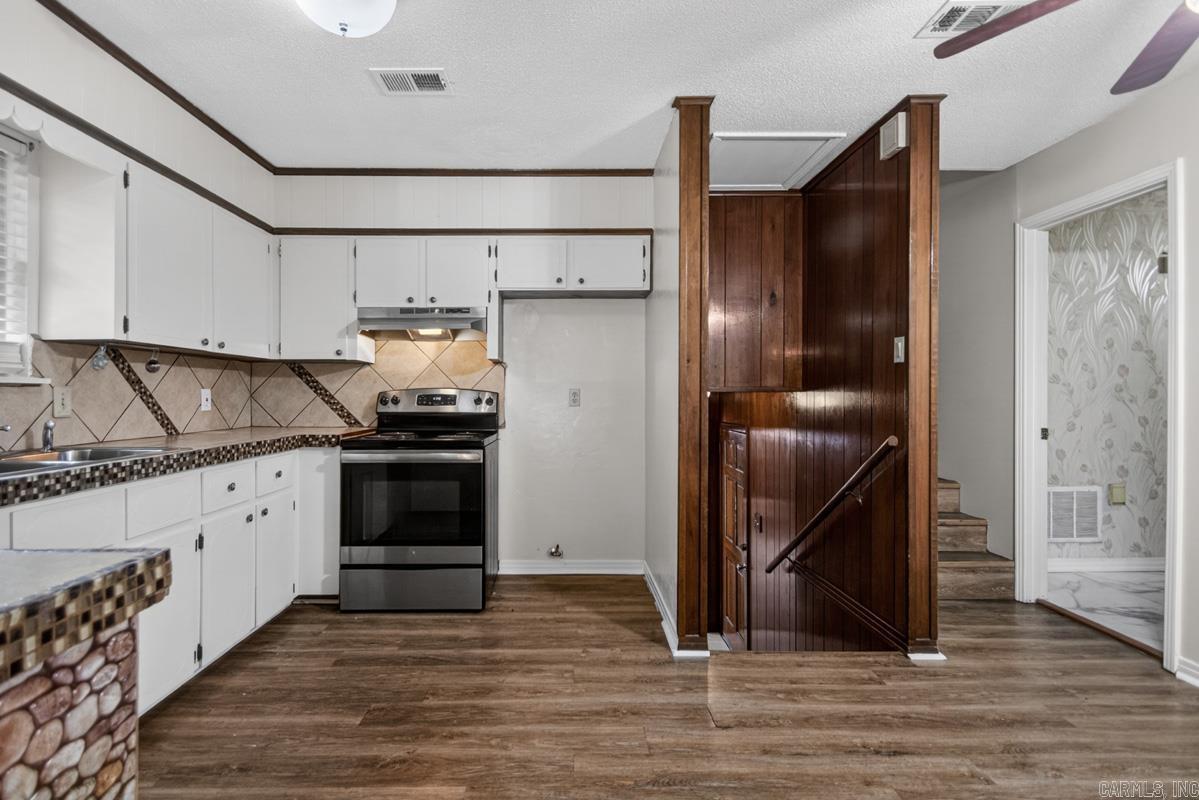 2911 Millbrook  Little Rock, AR