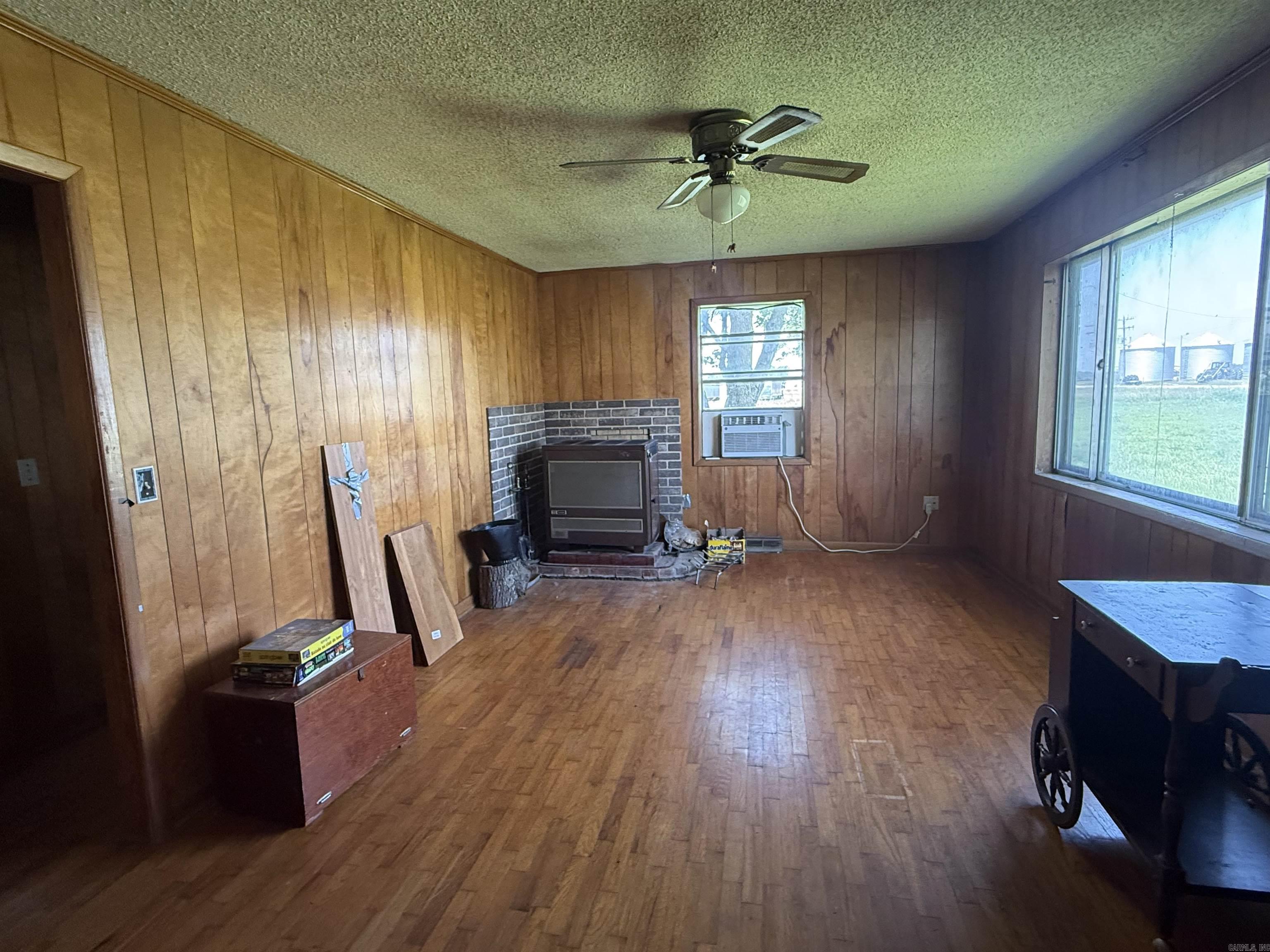 18003 Hwy 412 W  Walnut Ridge, AR