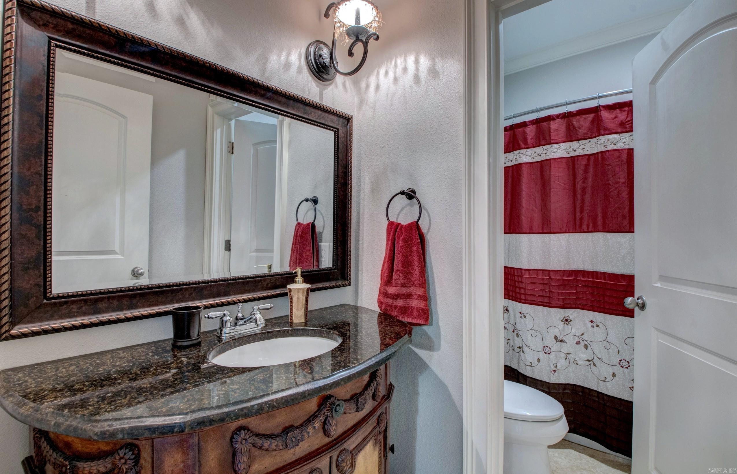 112 Navajo Trail  Maumelle, AR