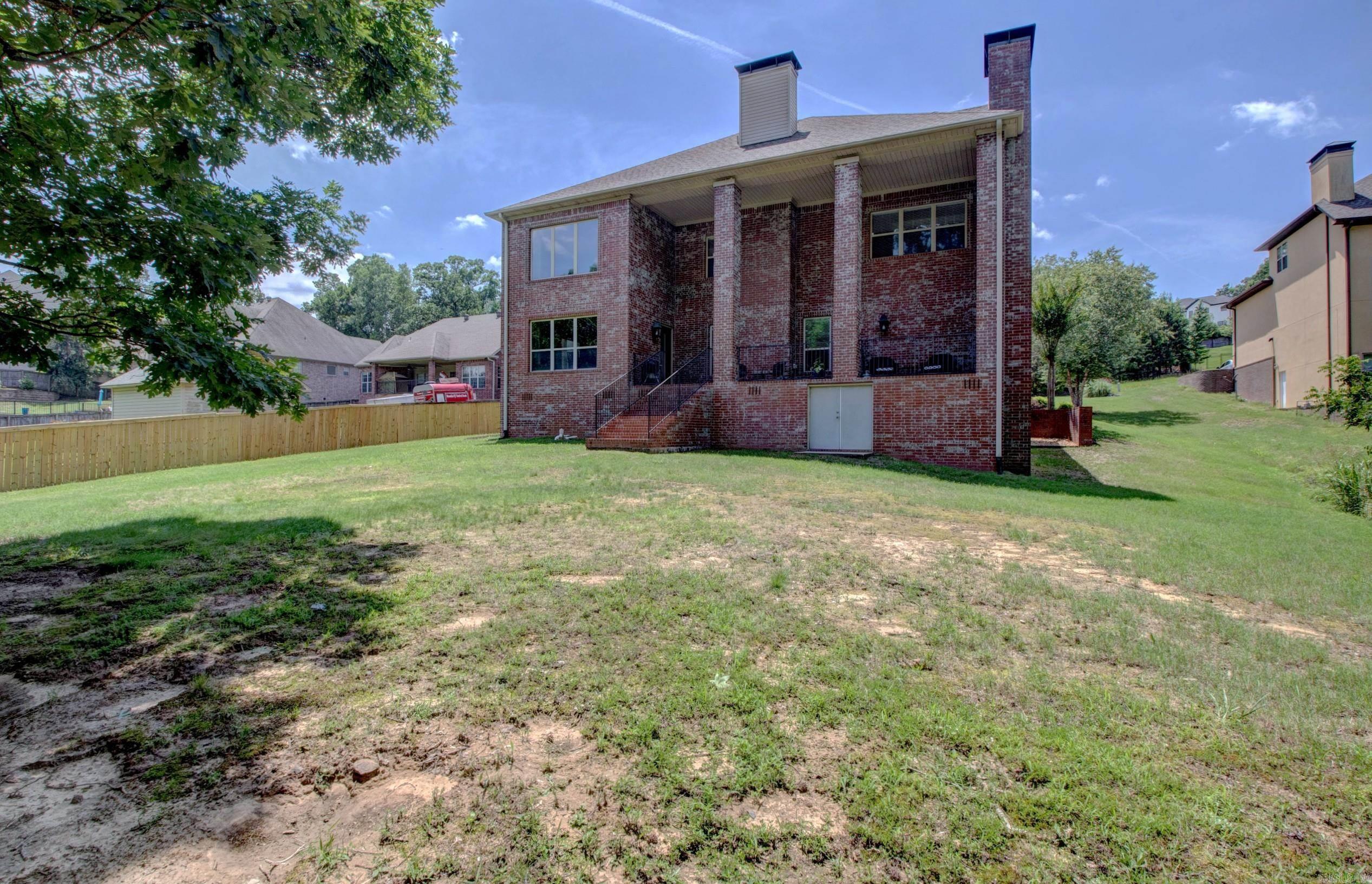 112 Navajo Trail  Maumelle, AR
