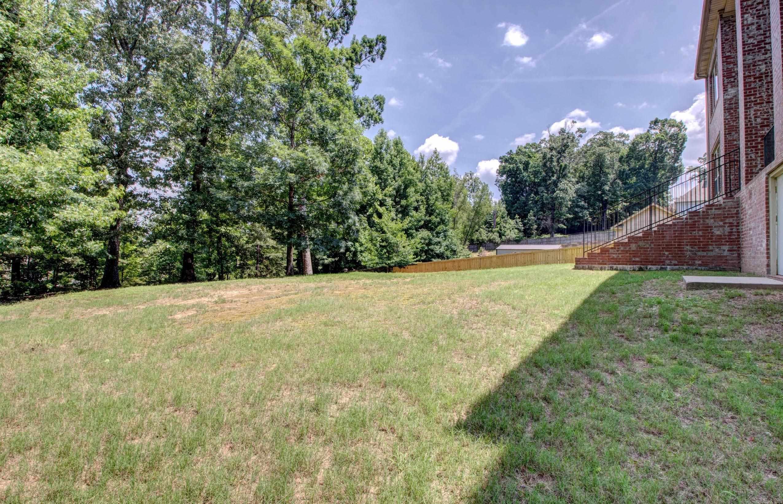112 Navajo Trail  Maumelle, AR
