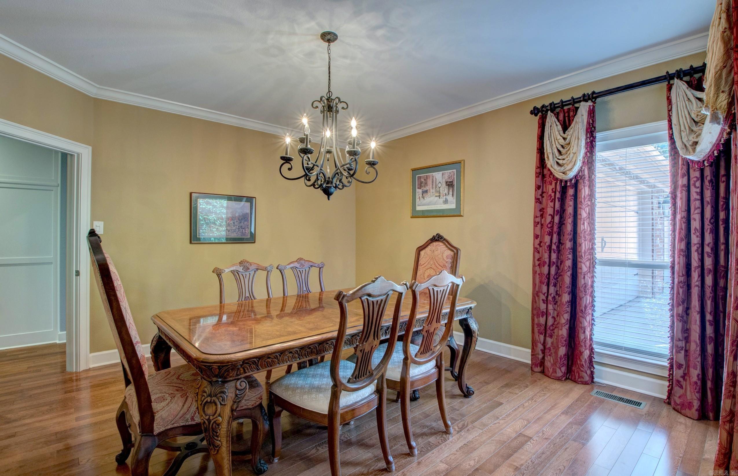 112 Navajo Trail  Maumelle, AR