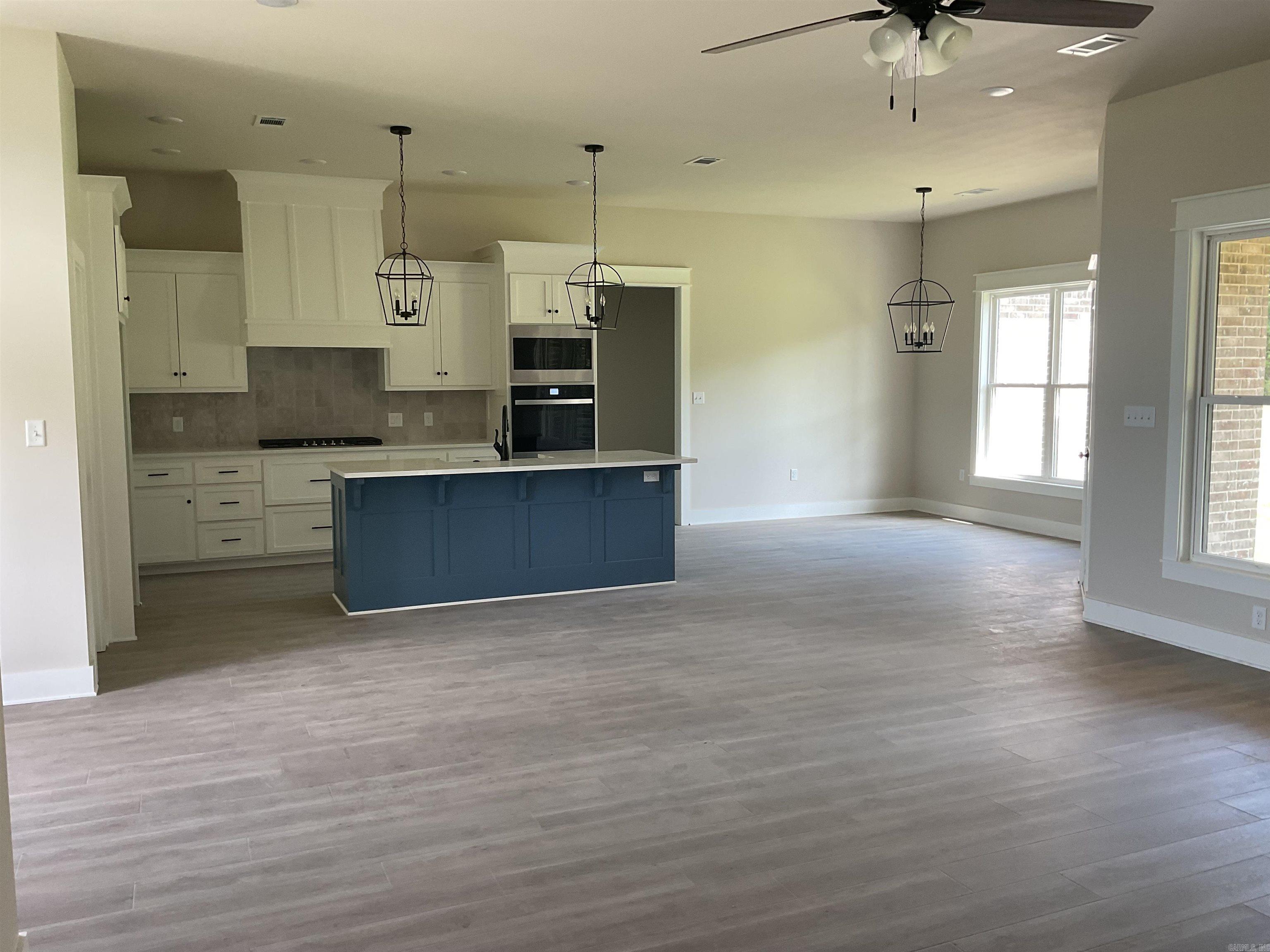 65 Emerald Lane  Greers Ferry, AR
