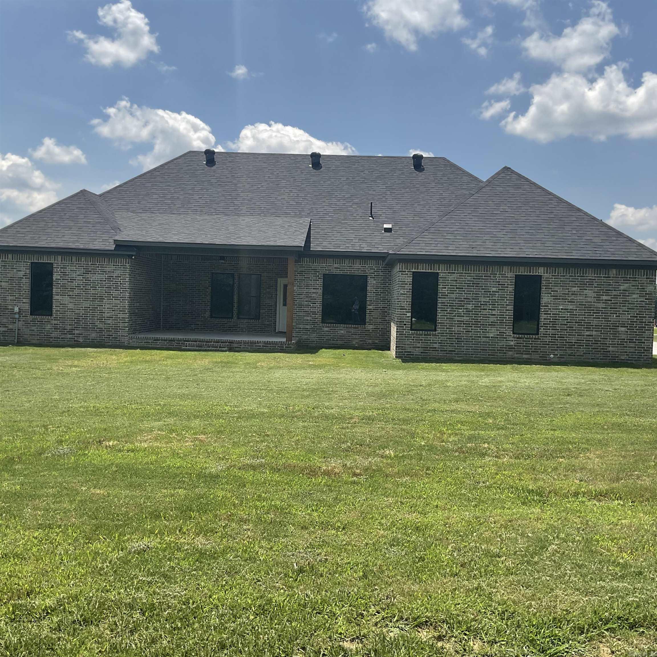 65 Emerald Lane  Greers Ferry, AR
