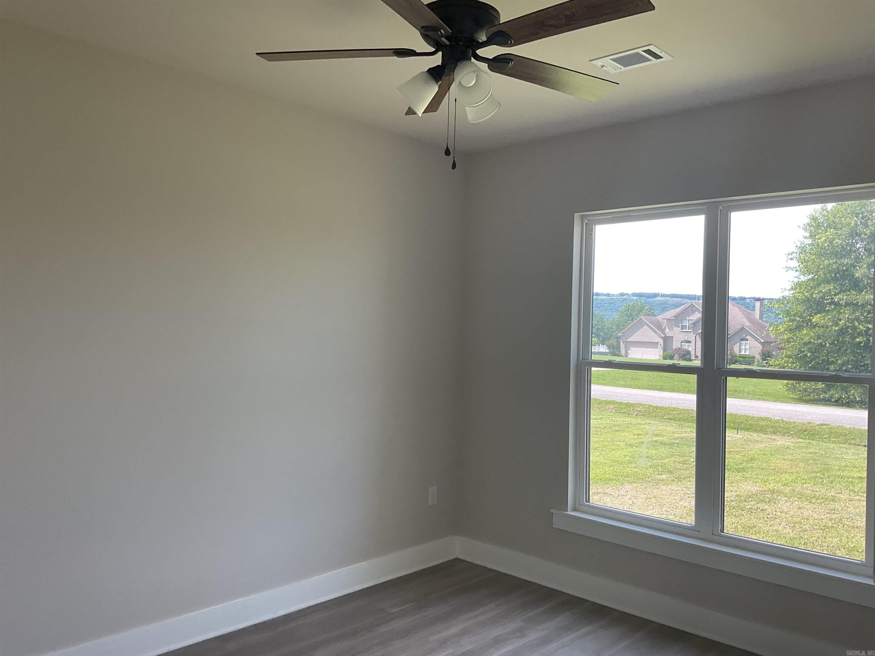 65 Emerald Lane  Greers Ferry, AR