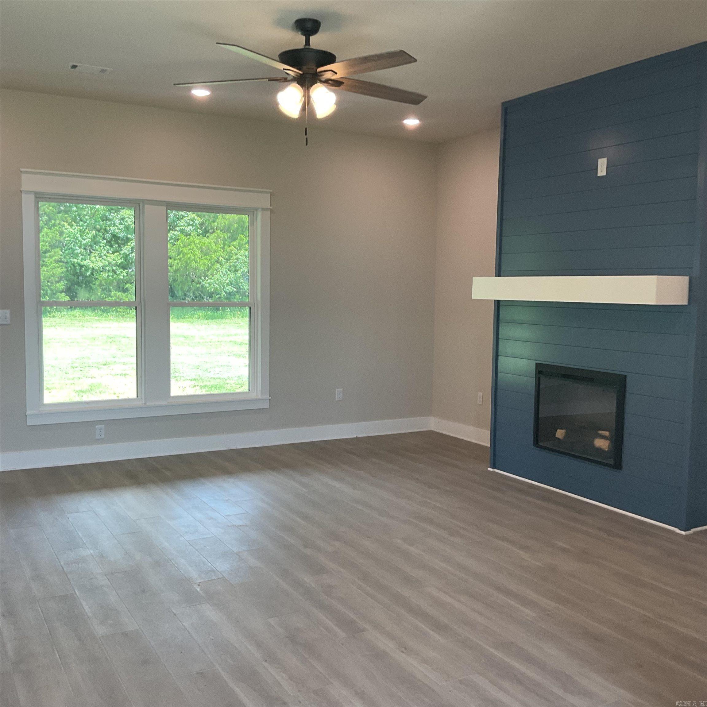 65 Emerald Lane  Greers Ferry, AR
