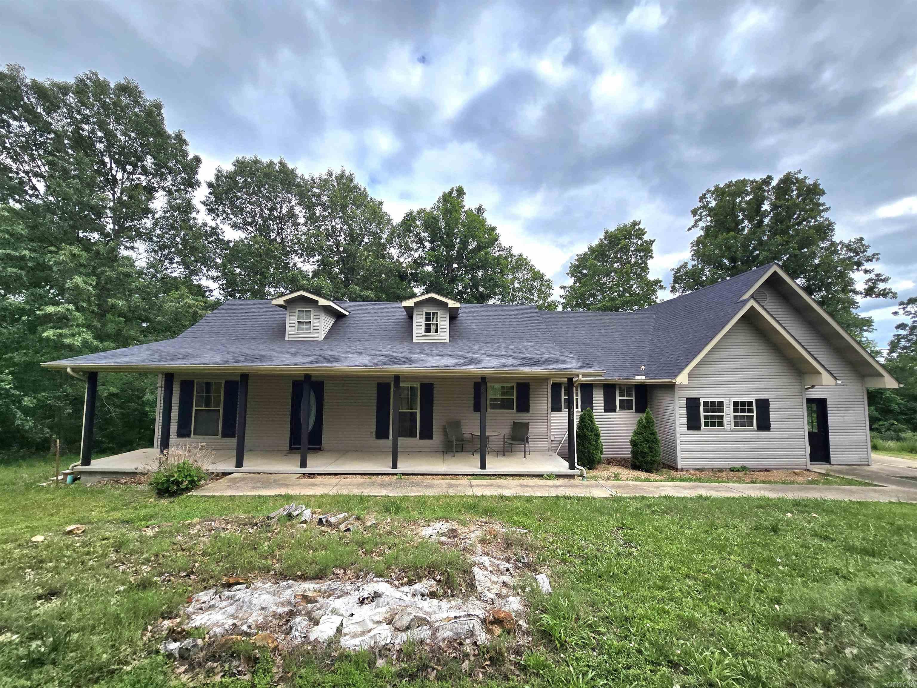 128 Cherokee Ridge  Yellville, AR