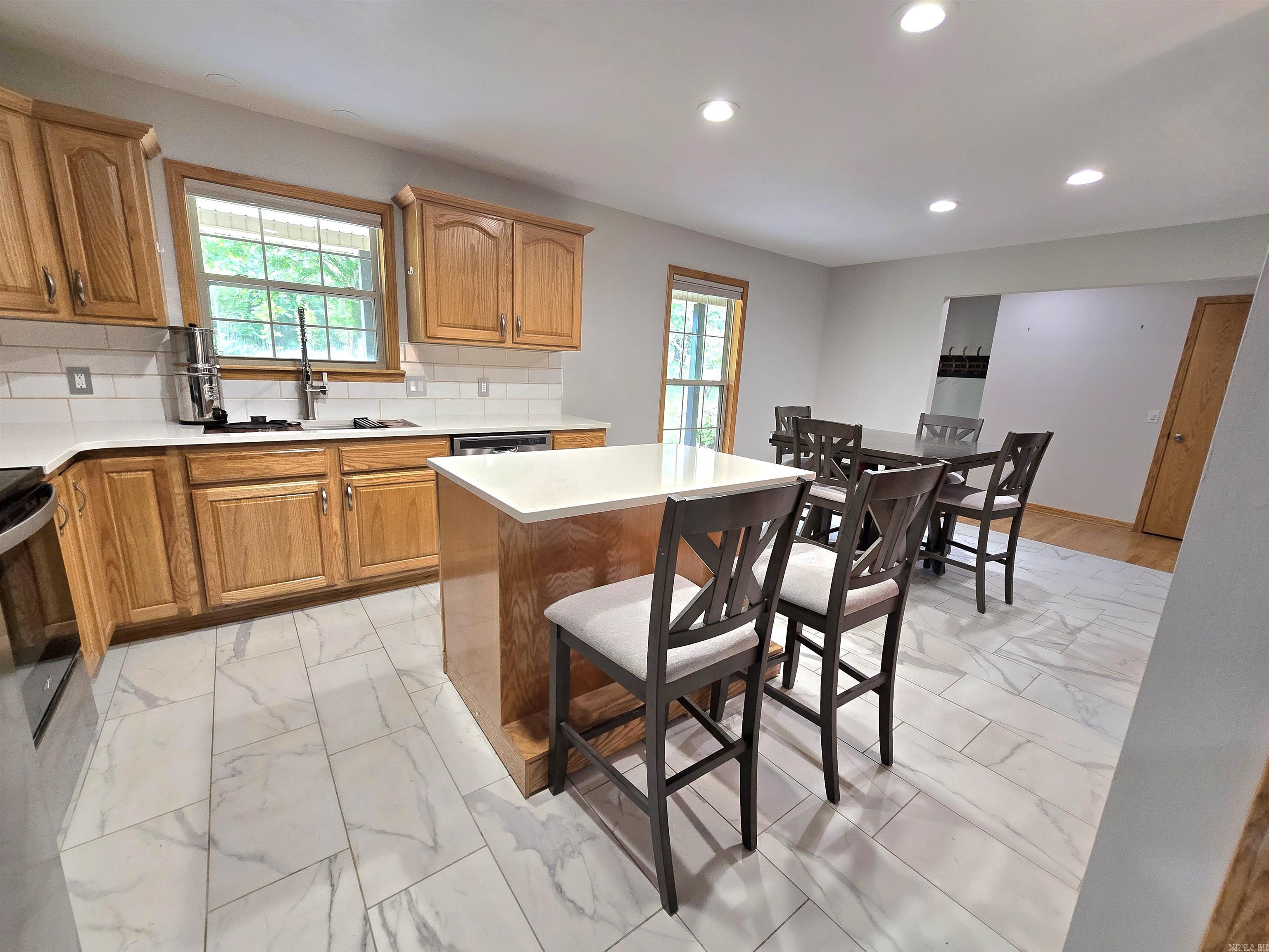 128 Cherokee Ridge  Yellville, AR