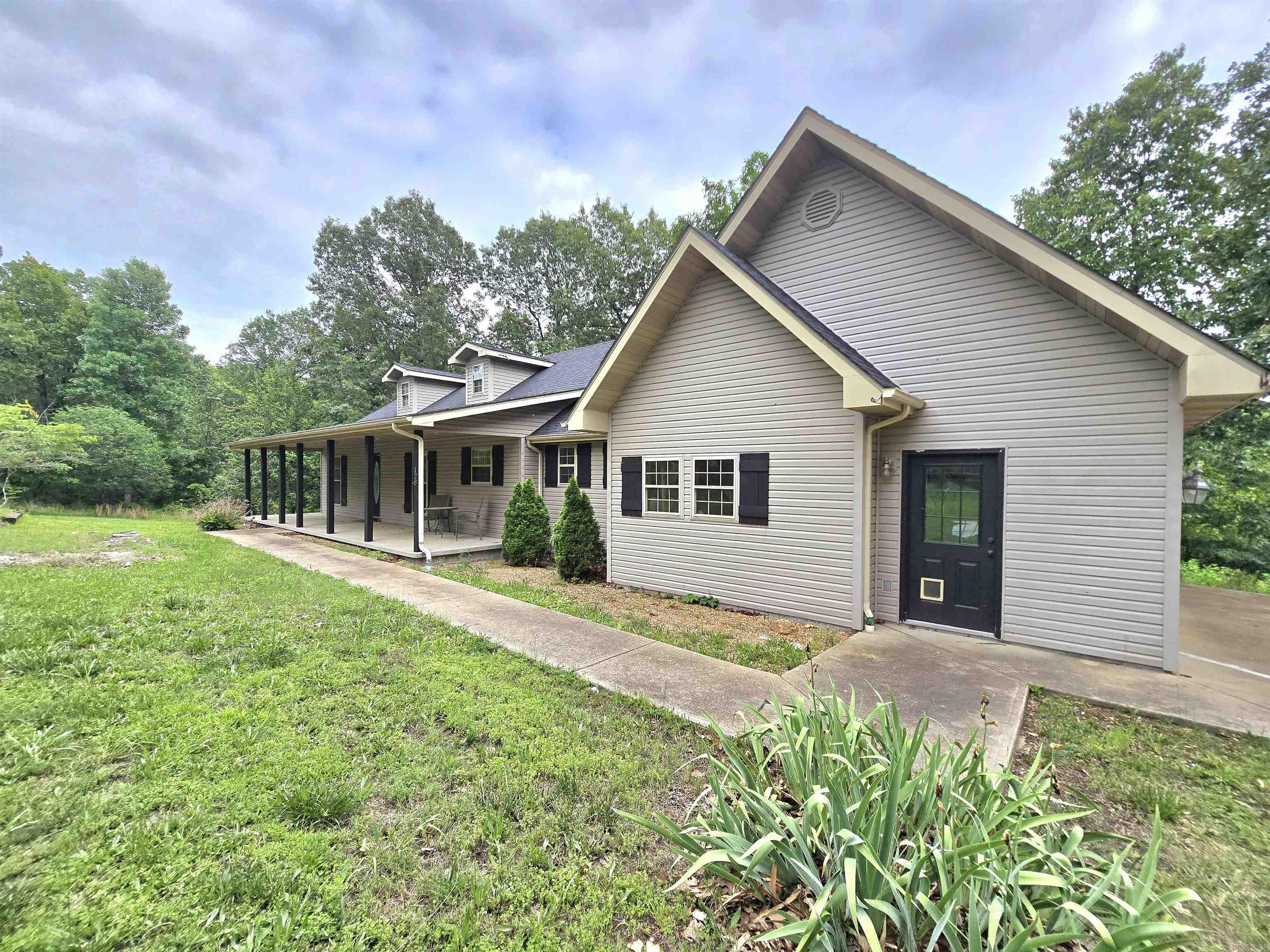 128 Cherokee Ridge  Yellville, AR