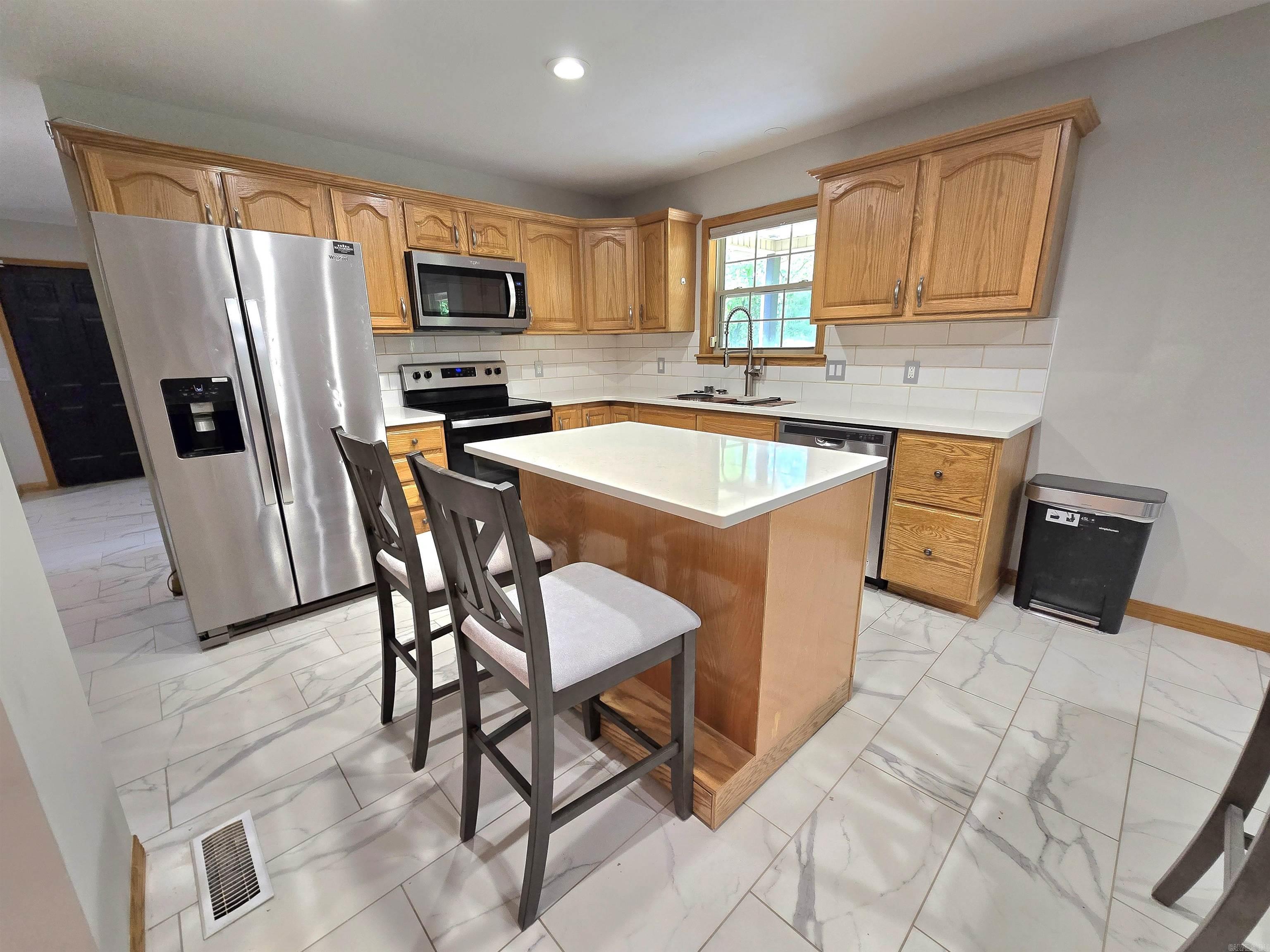 128 Cherokee Ridge  Yellville, AR