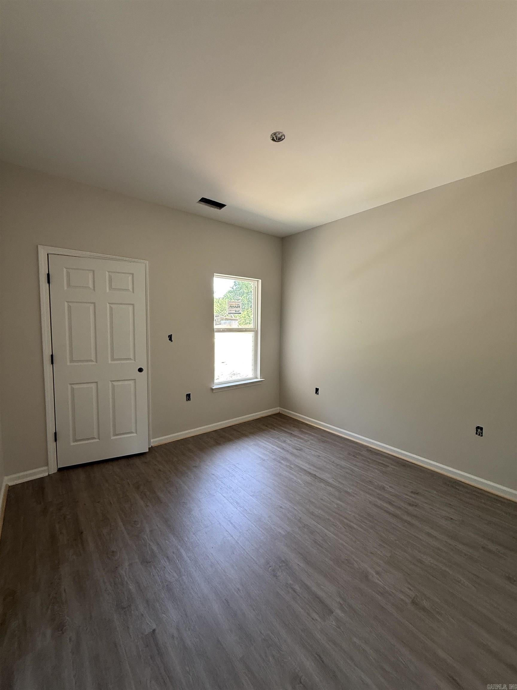 531 Madeleine  Austin, AR