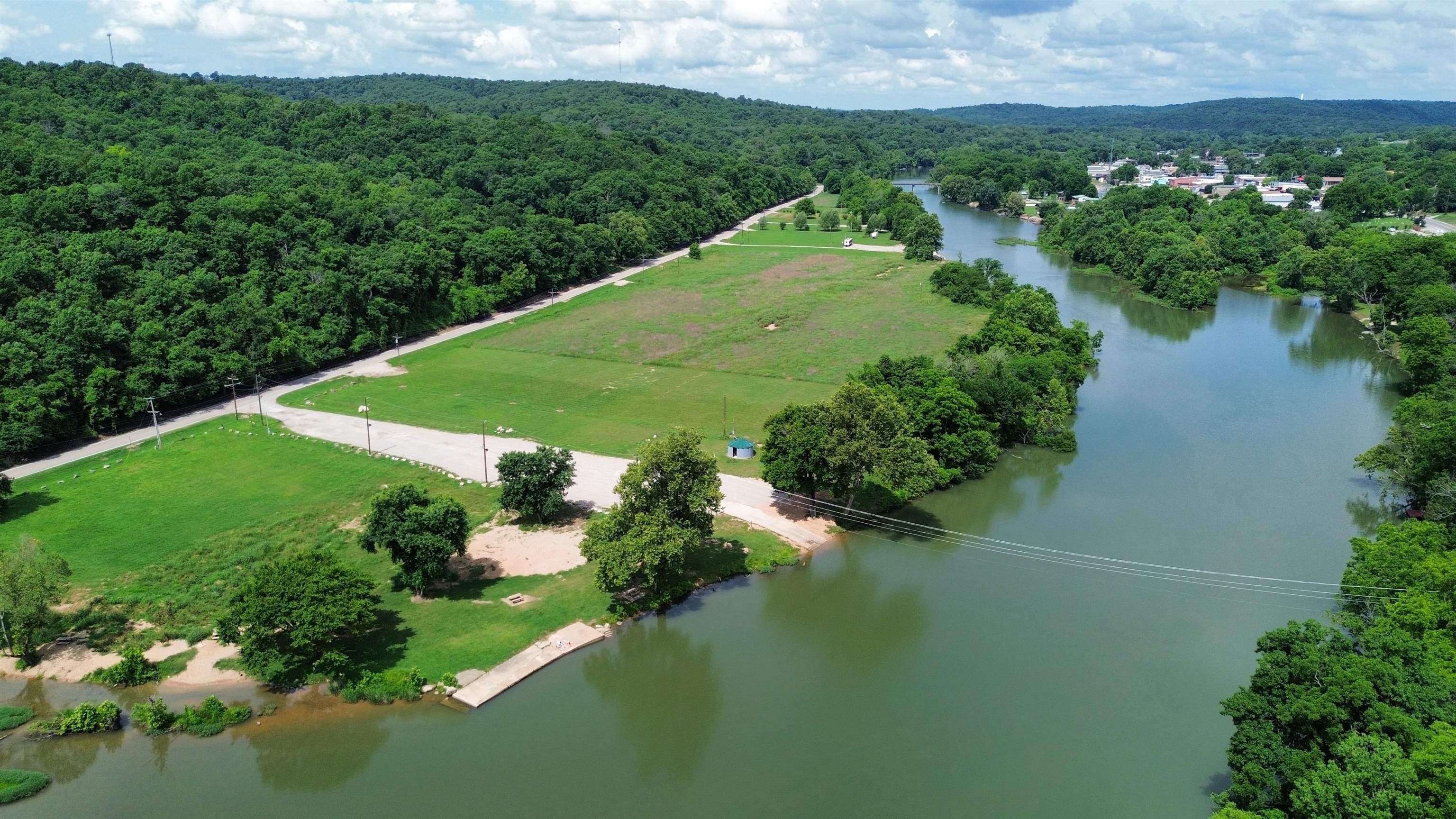 167 Wahpeton Hill  Hardy, AR