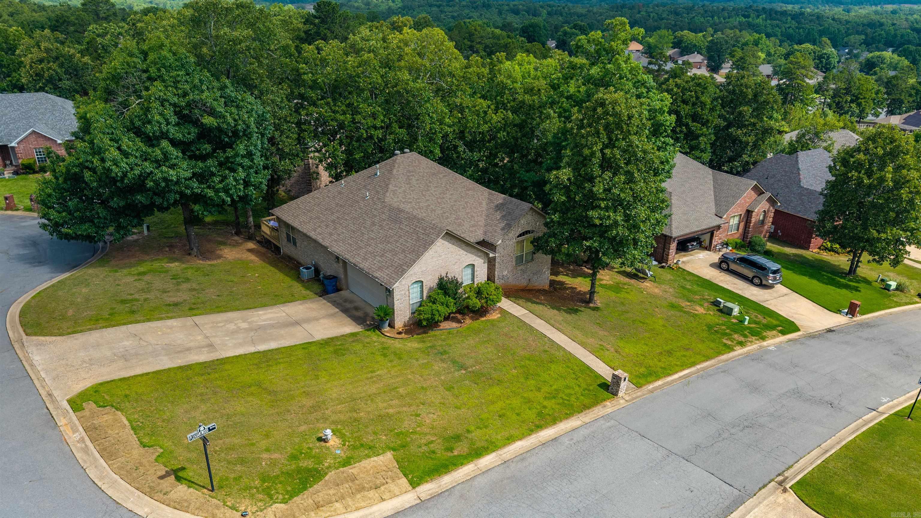 116 Pleasantwood  Maumelle, AR