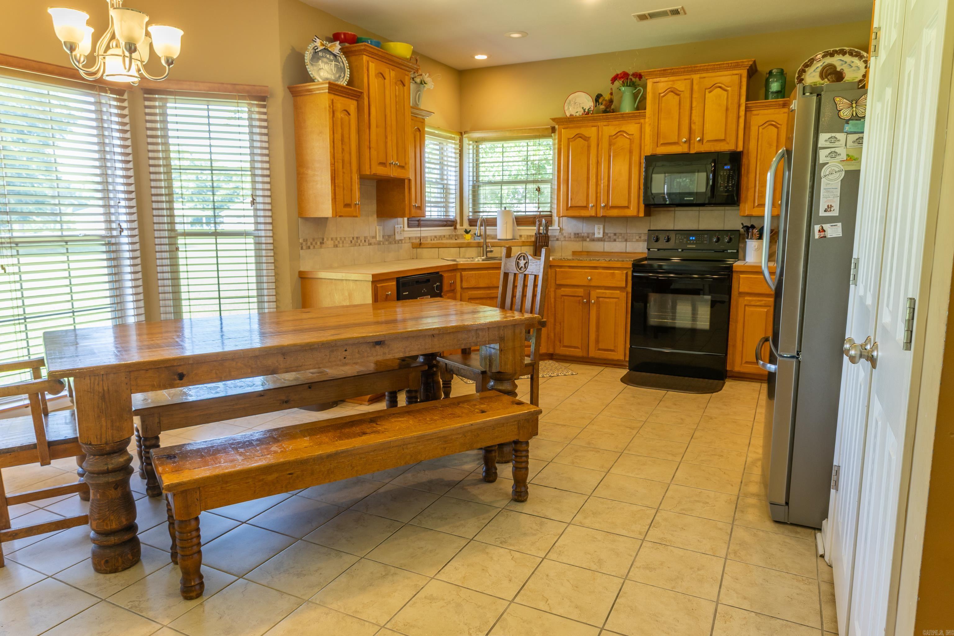 683 HWY 321  Beebe, AR