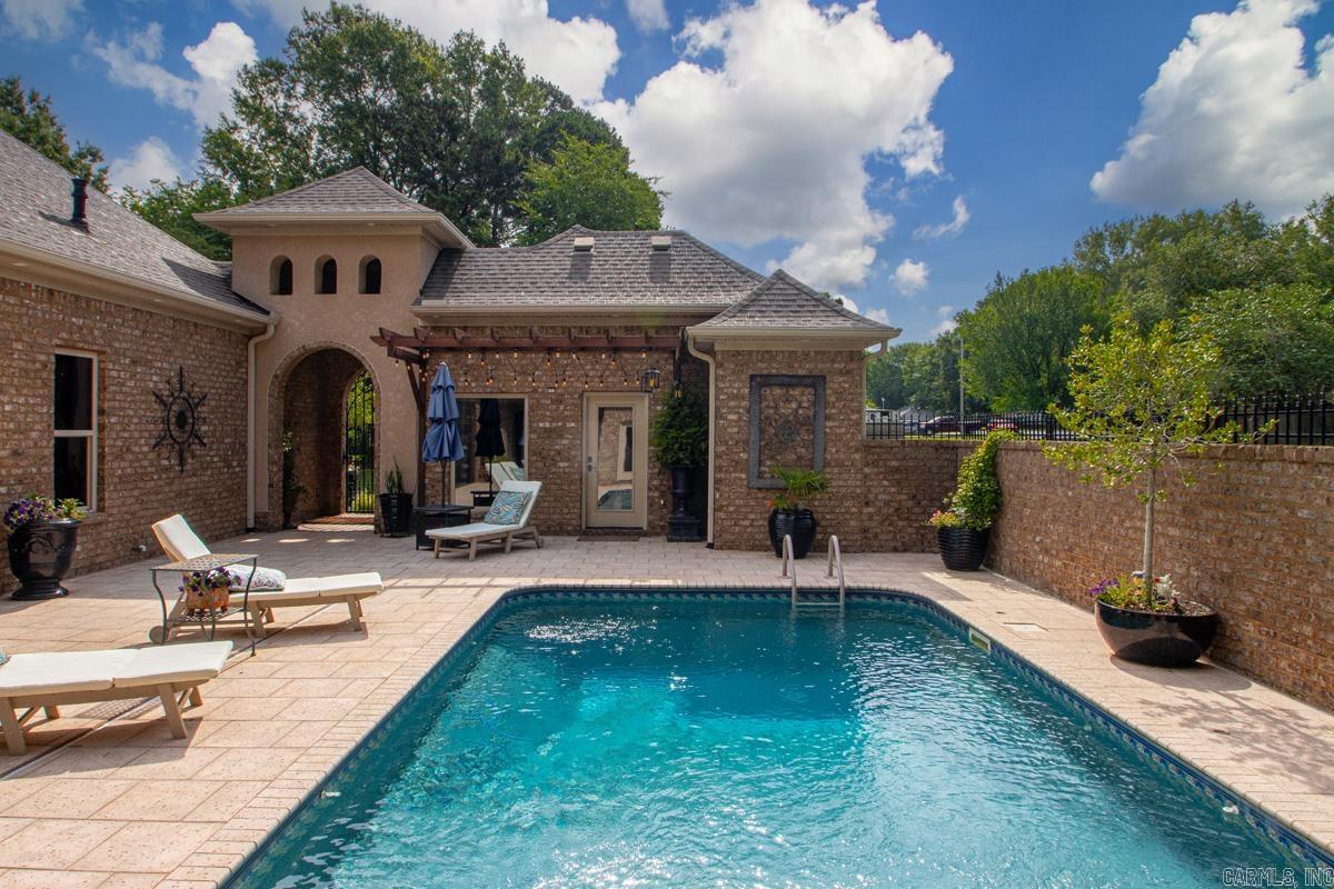965 Chapel Hill Drive Conway, AR 72034