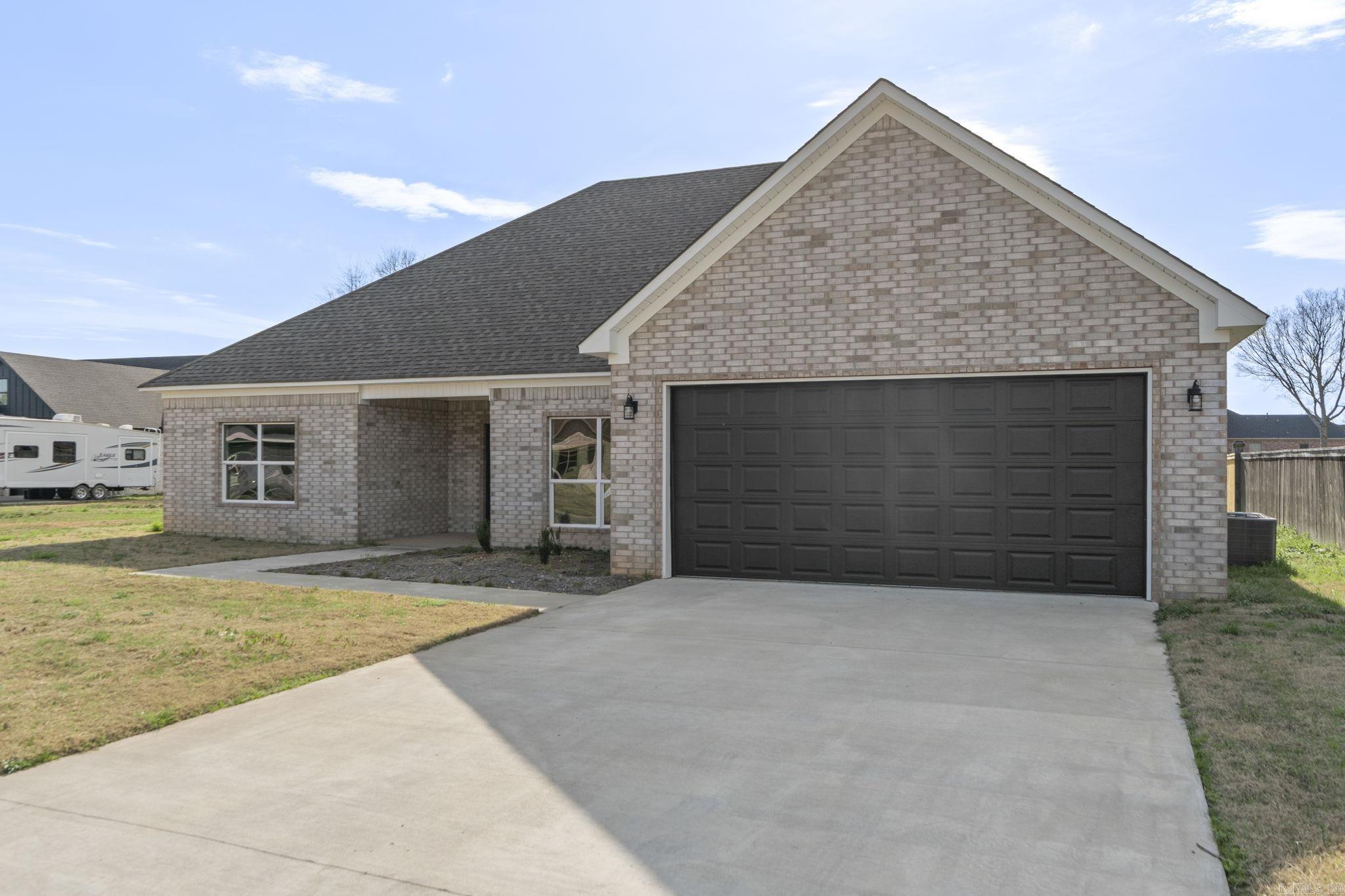 18 Rivercliff  Mayflower, AR
