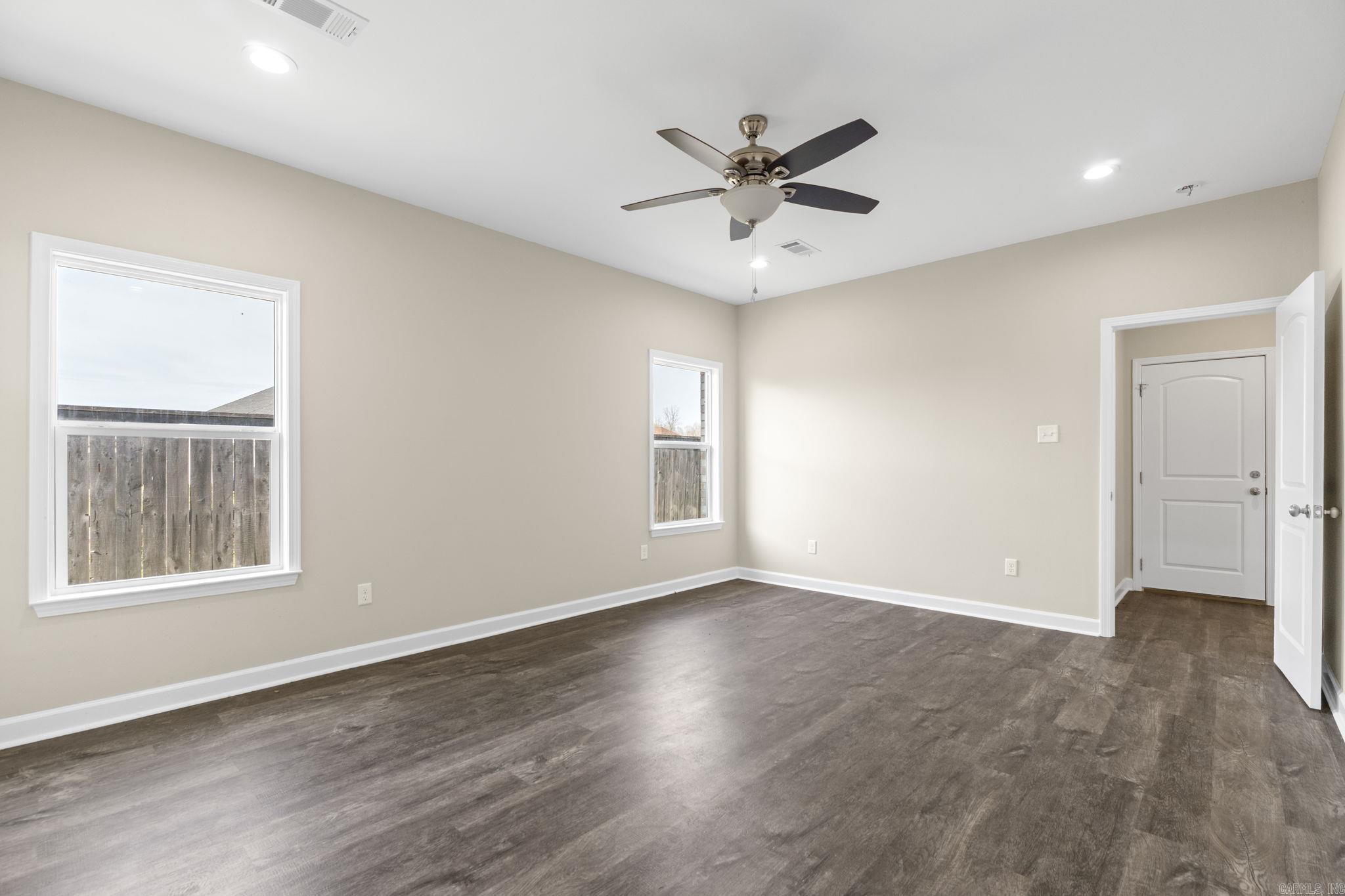 18 Rivercliff  Mayflower, AR