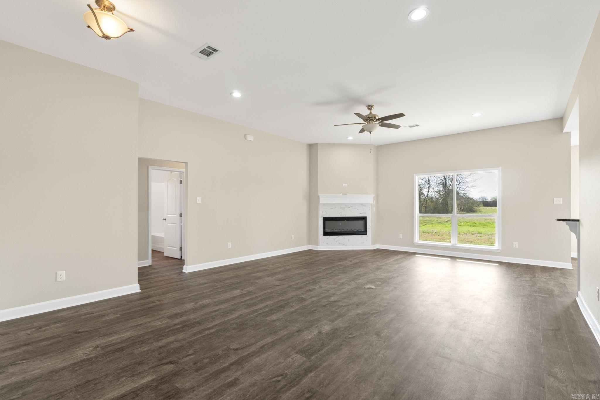 18 Rivercliff  Mayflower, AR