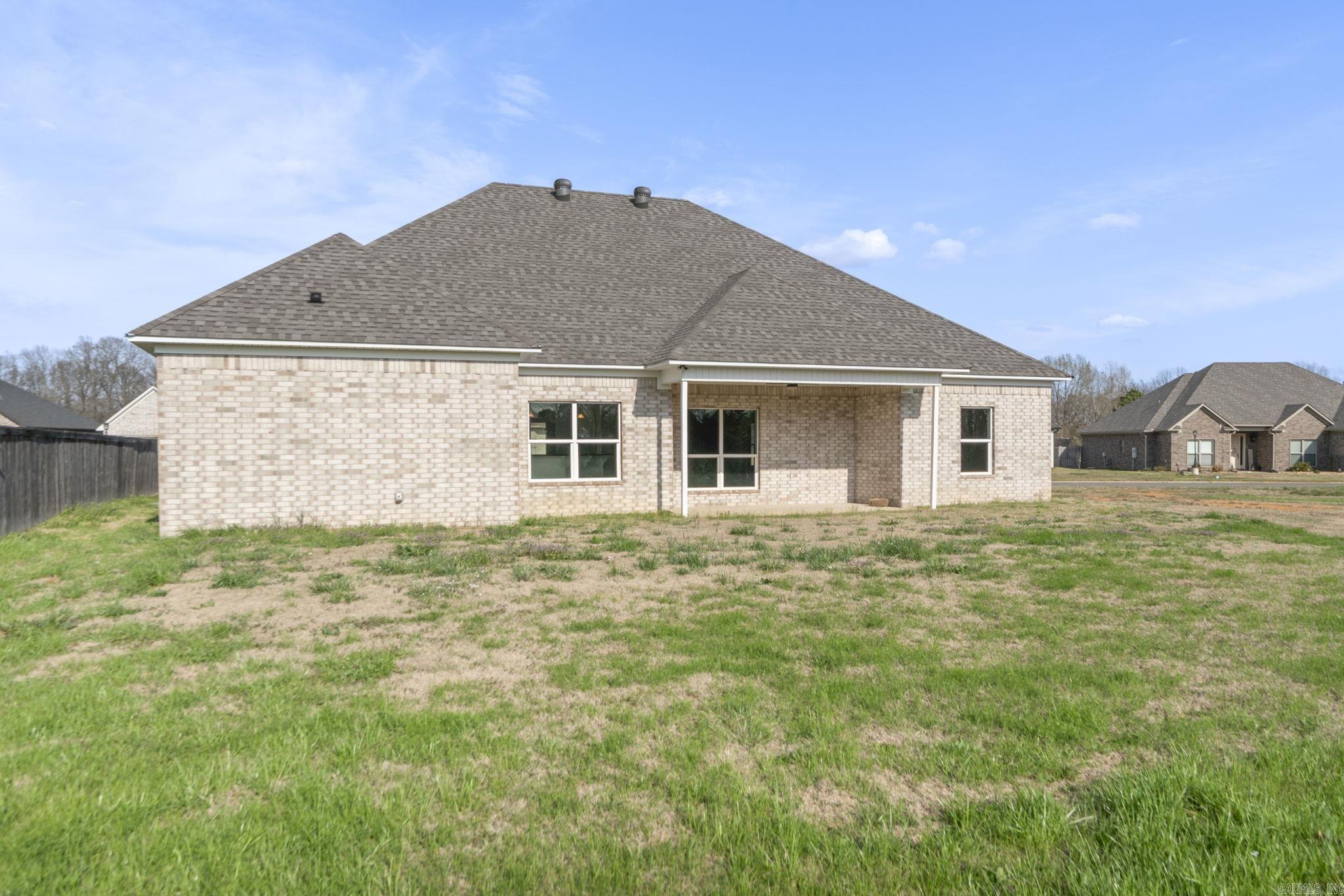 18 Rivercliff  Mayflower, AR
