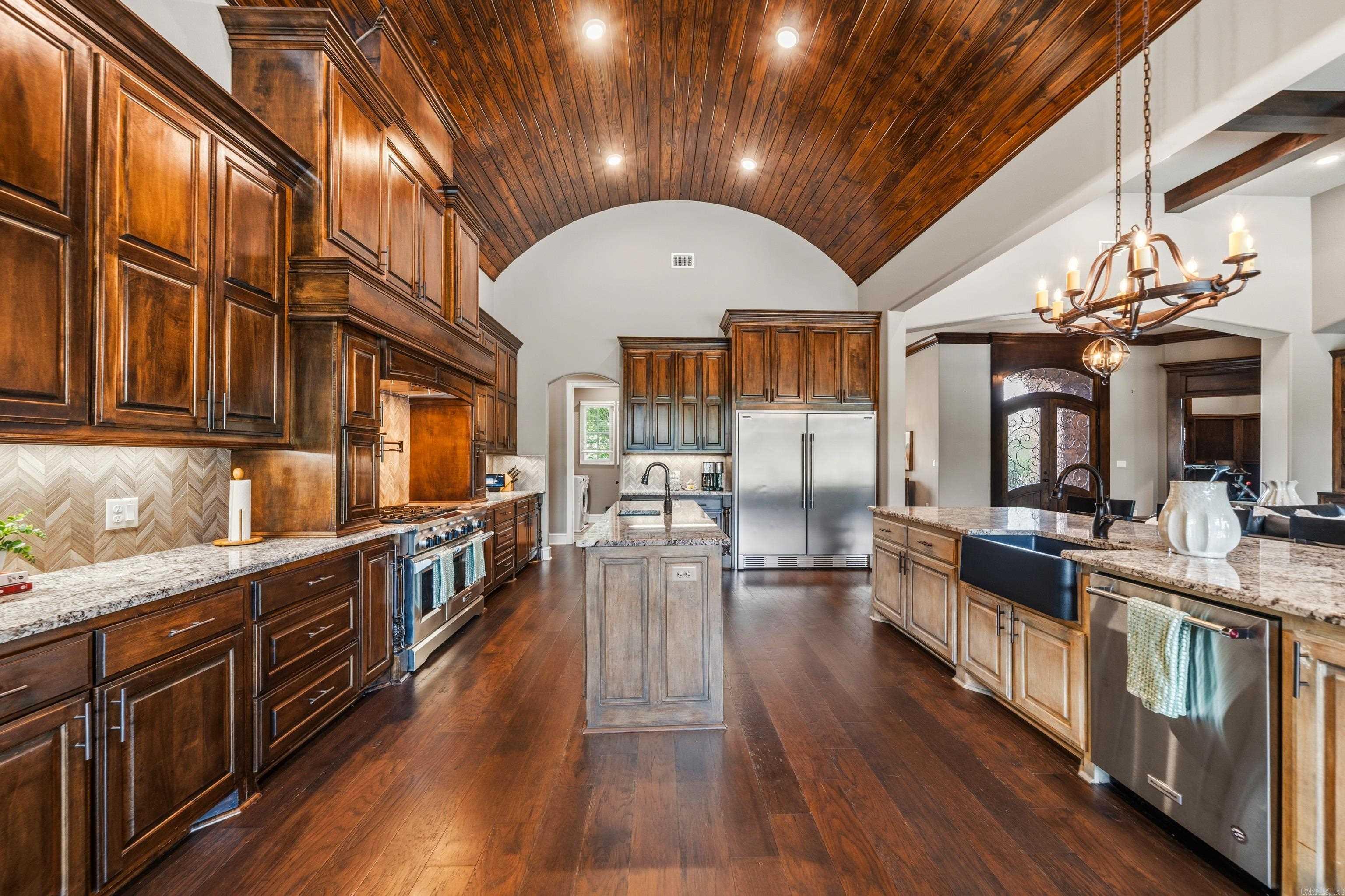 352 Arlington Park  Hot Springs, AR