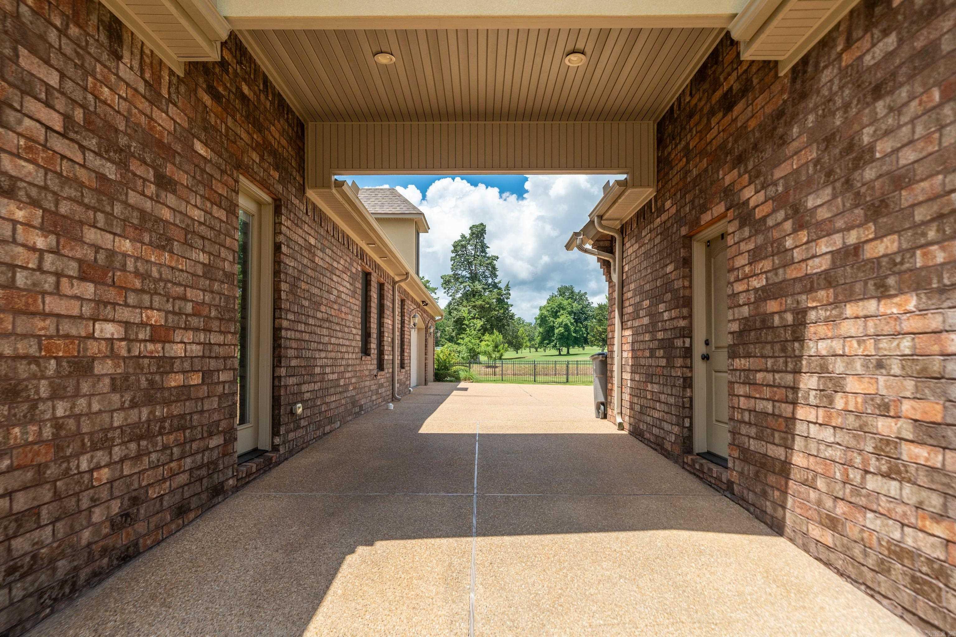 352 Arlington Park  Hot Springs, AR