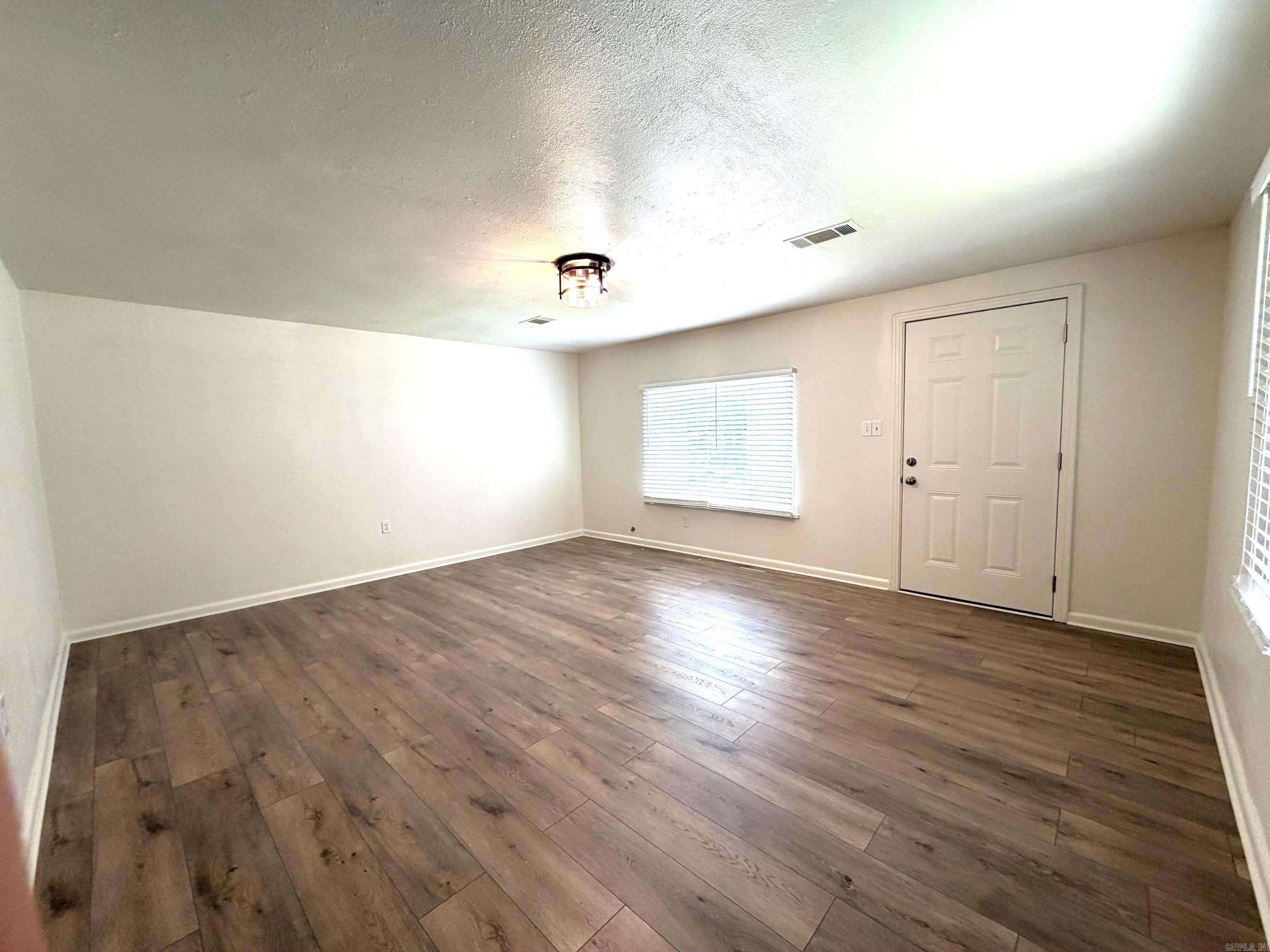7324 L  Little Rock, AR