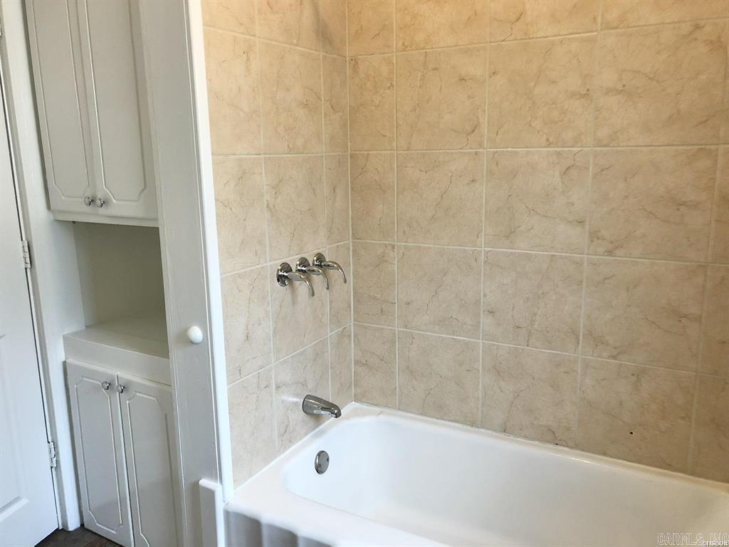 305 Oakwood  Hot Springs, AR