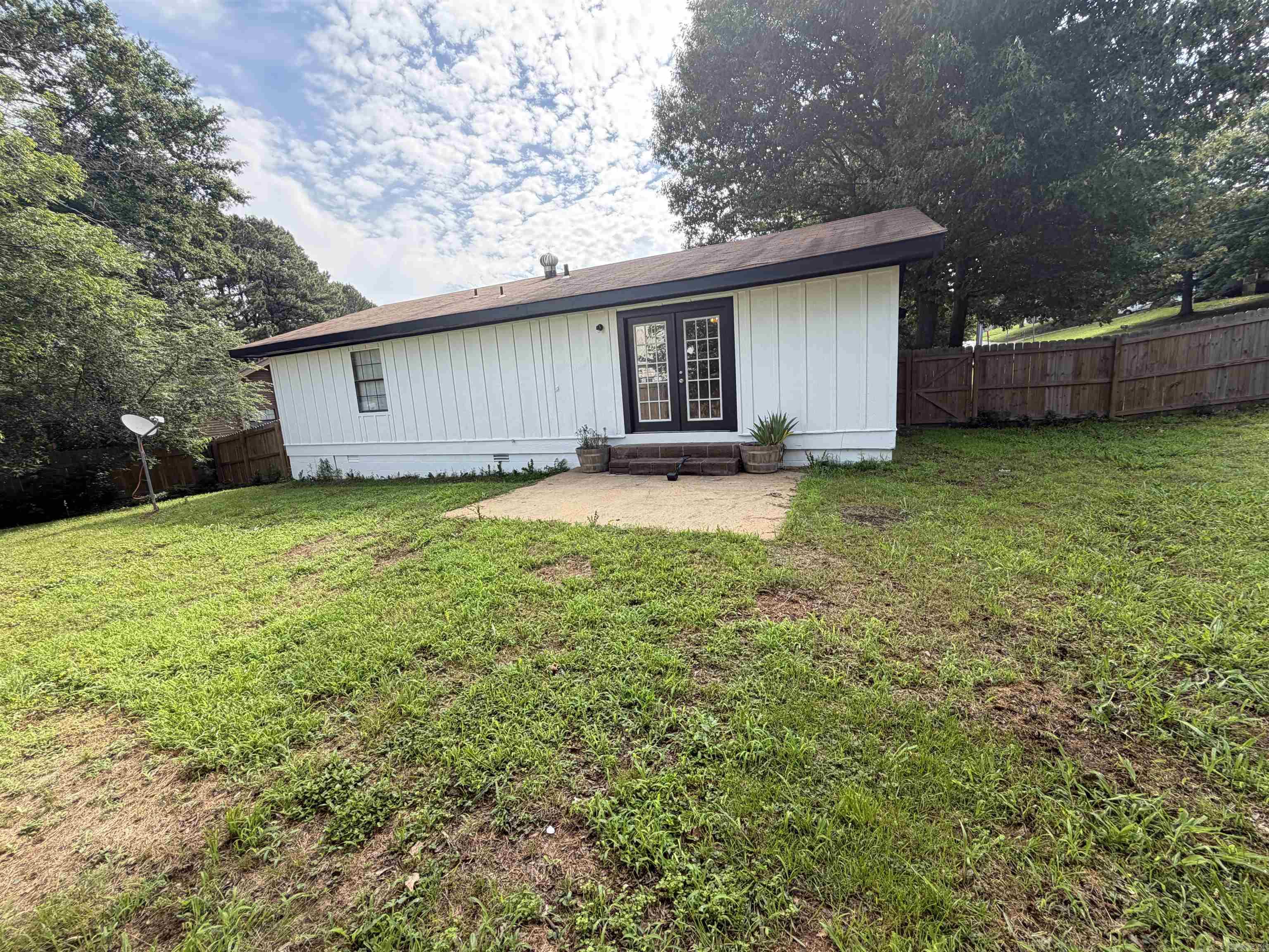 2020 Cenwood Jonesboro, AR 72401