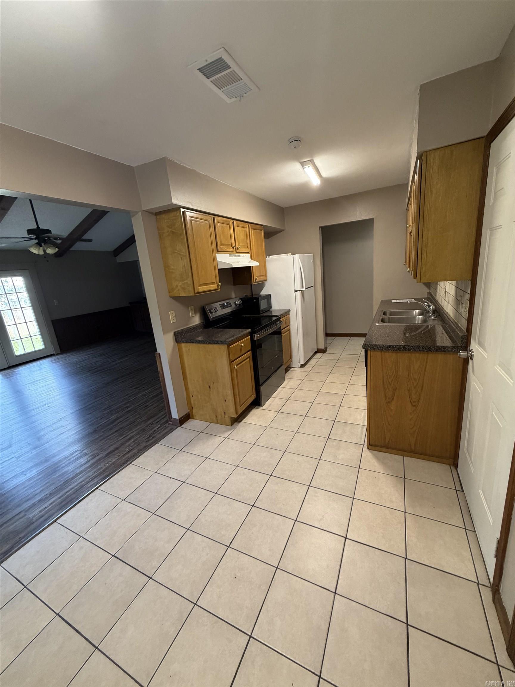 2020 Cenwood Jonesboro, AR 72401