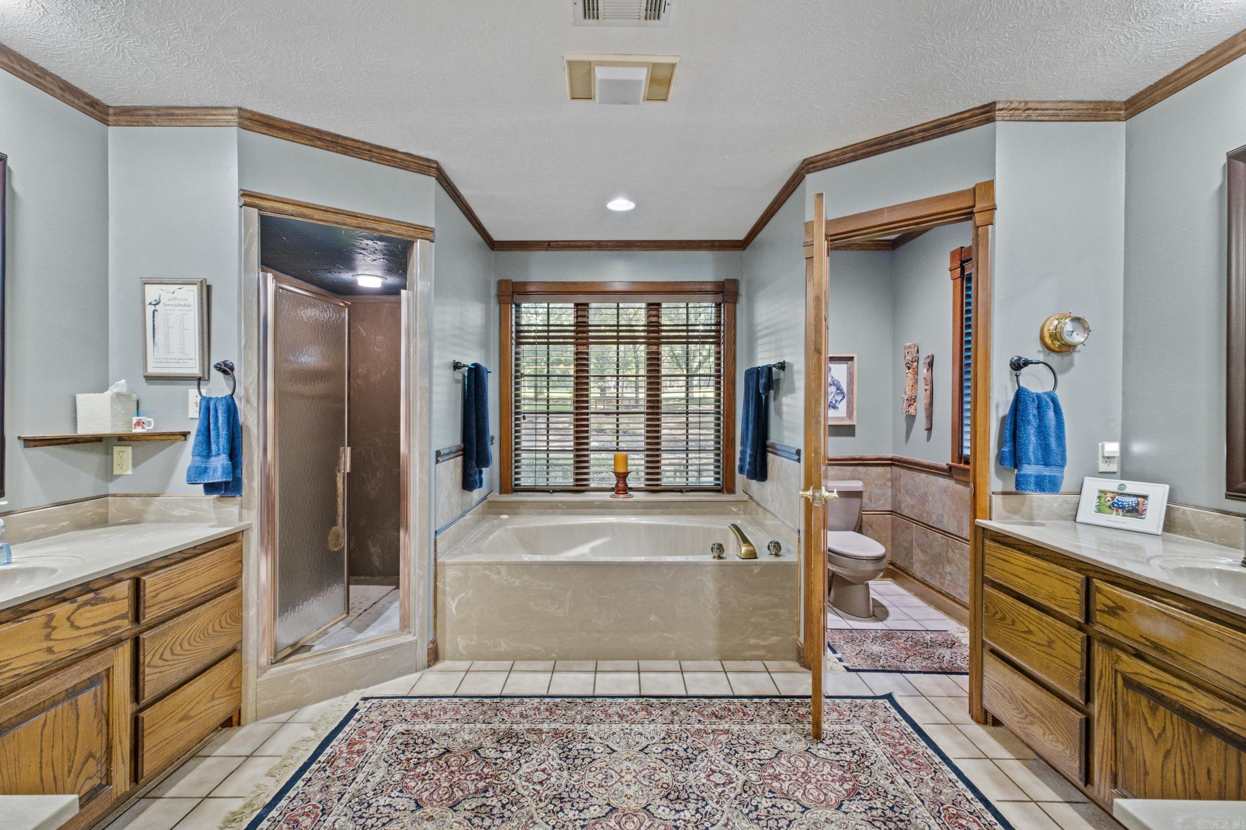 4 Robinwood Dr  Searcy, AR