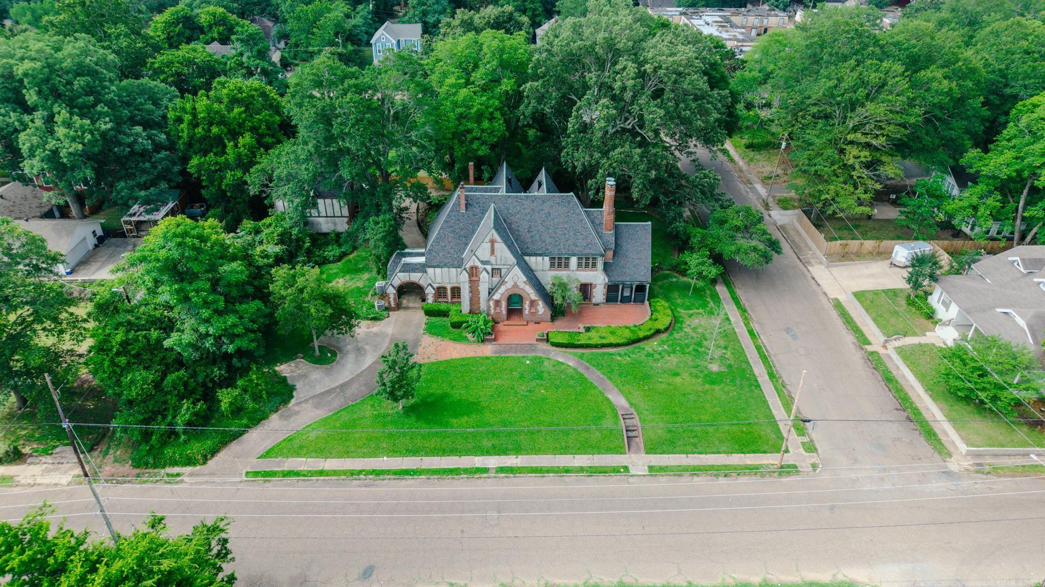 904 E 12th  Texarkana, AR