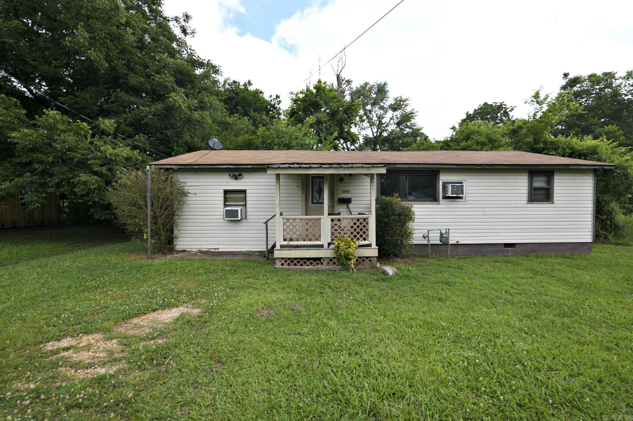 1001 Marion Ave  Mena, AR