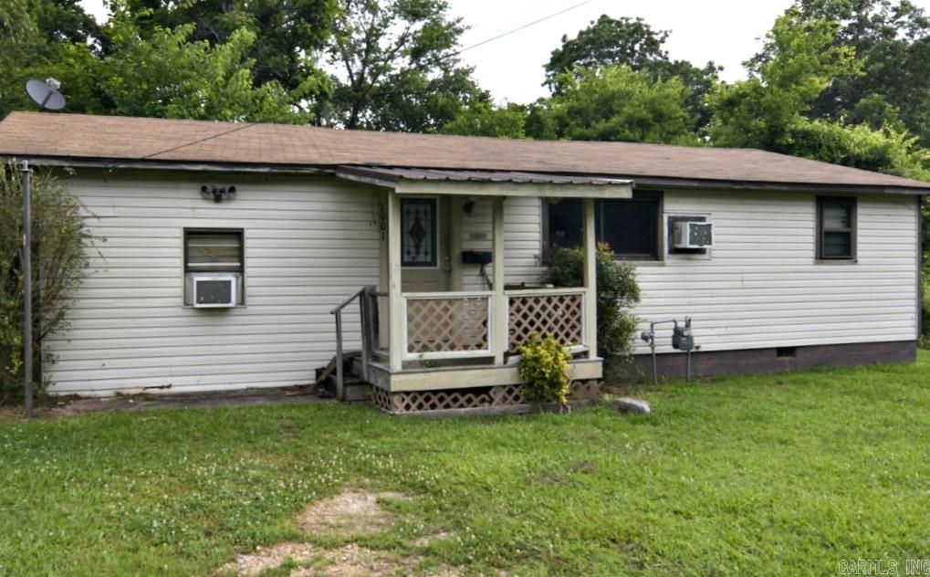 1001 Marion Ave  Mena, AR