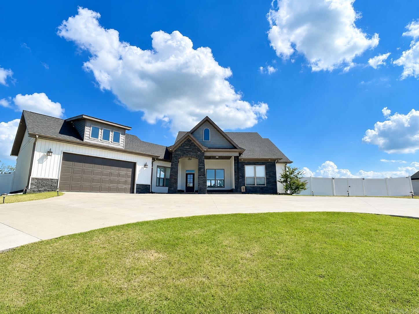 115 Crested Butte  Austin, AR