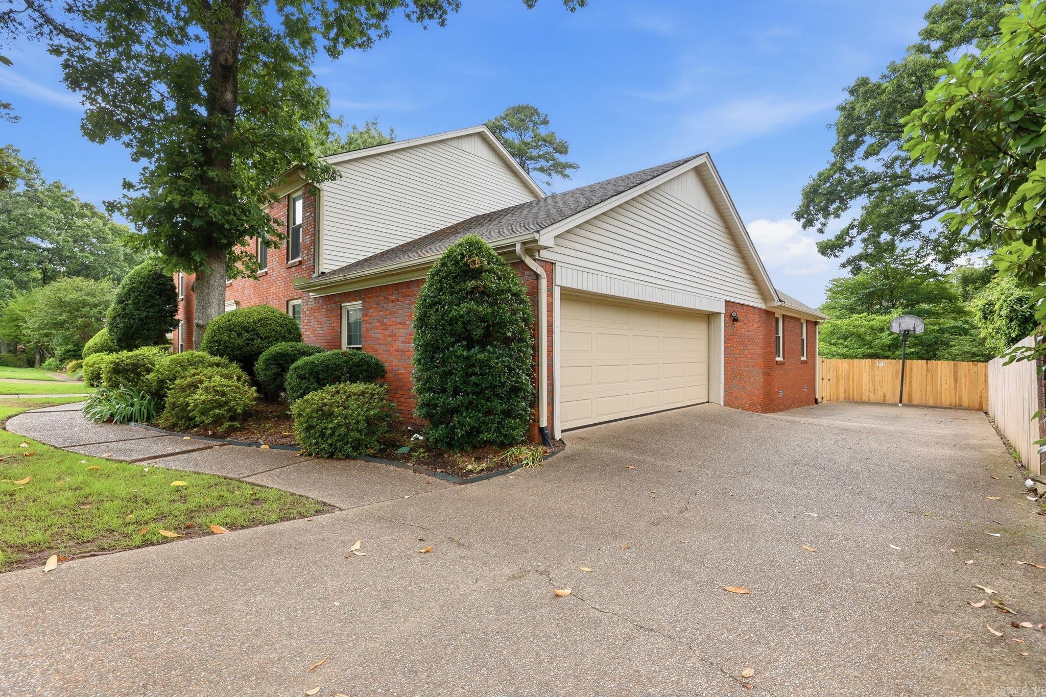 14 Saint Andrews  Little Rock, AR