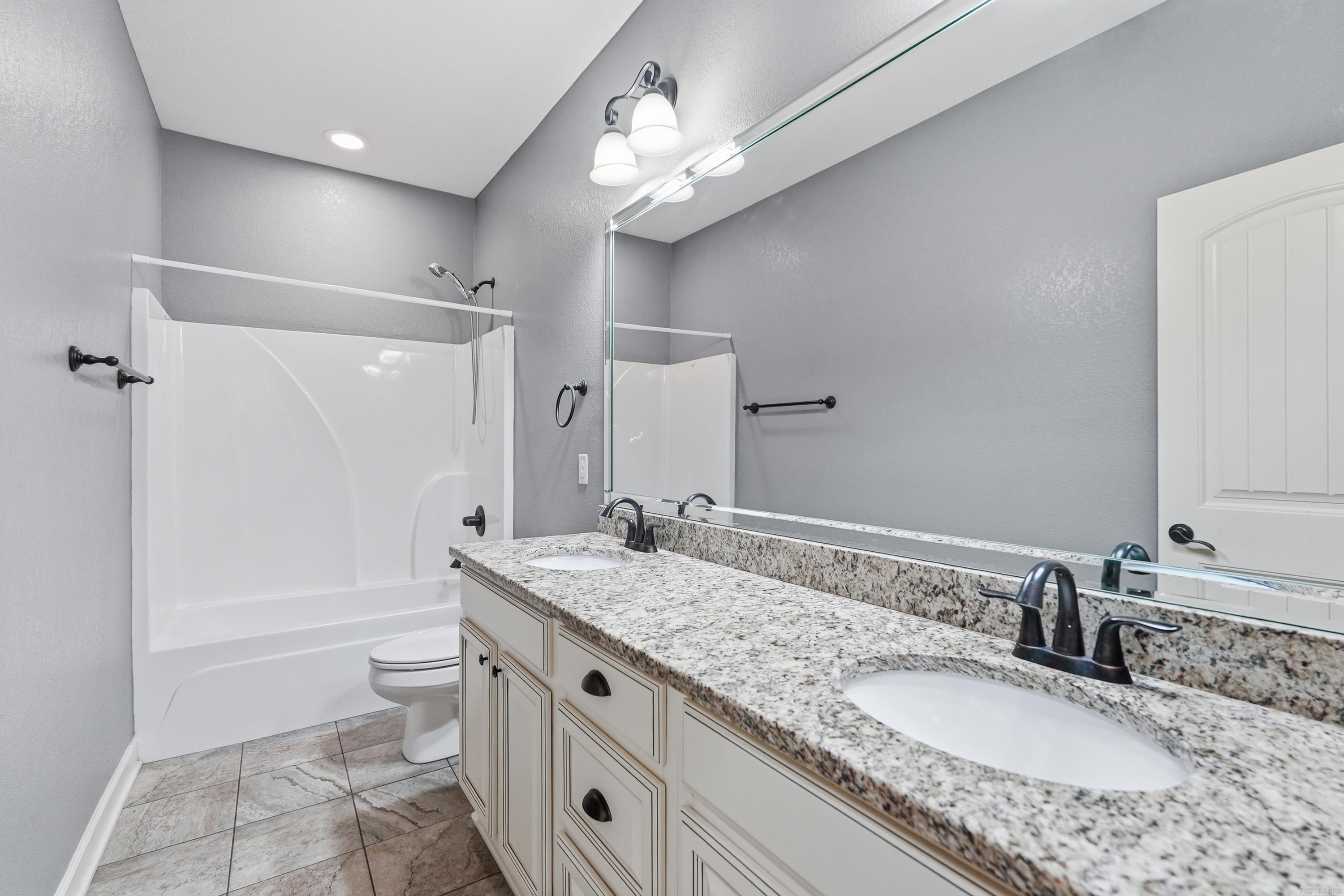 10684 Hinds  Benton, AR