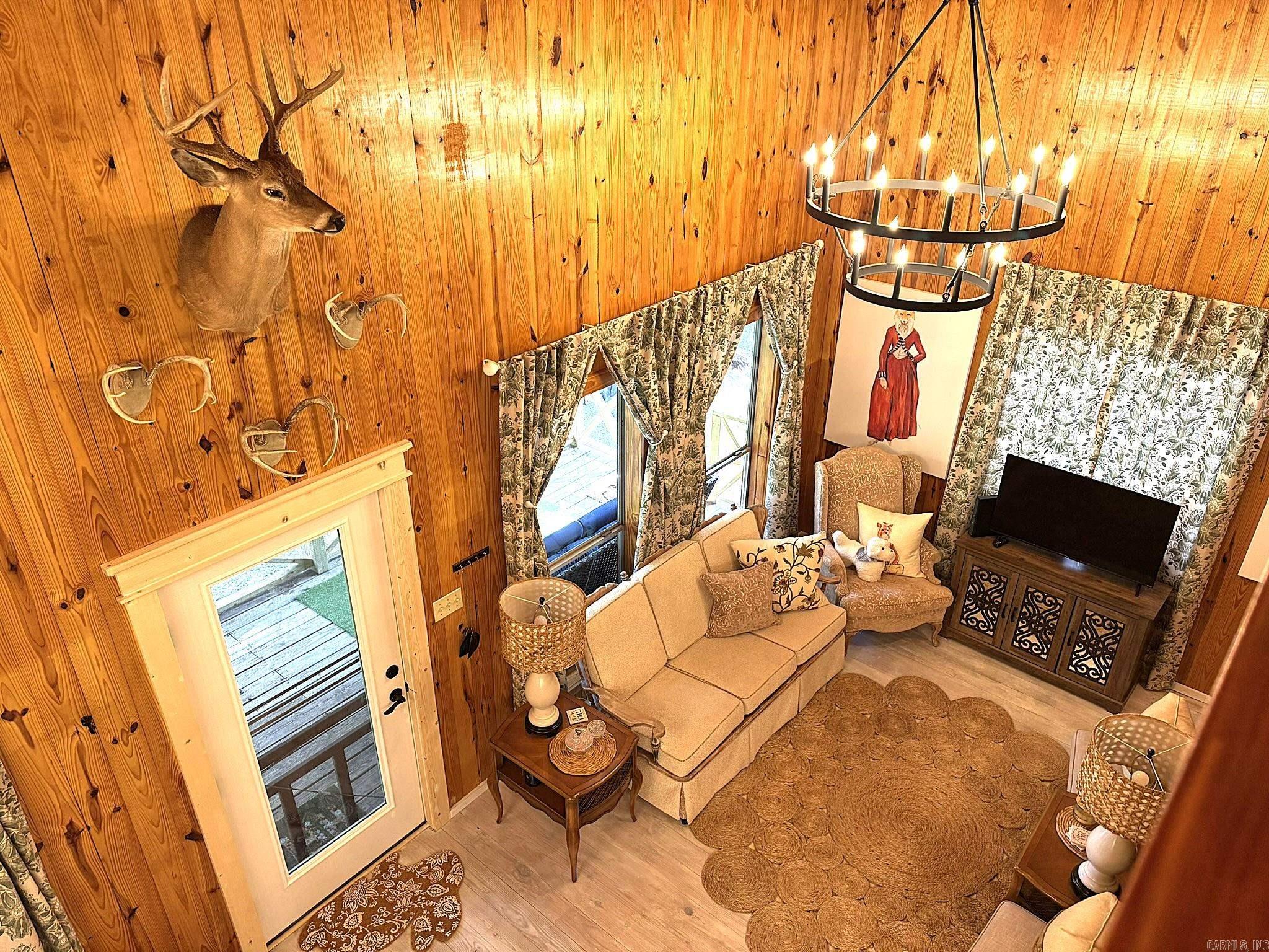 76 W Cool Water Retreat  Mountain View, AR