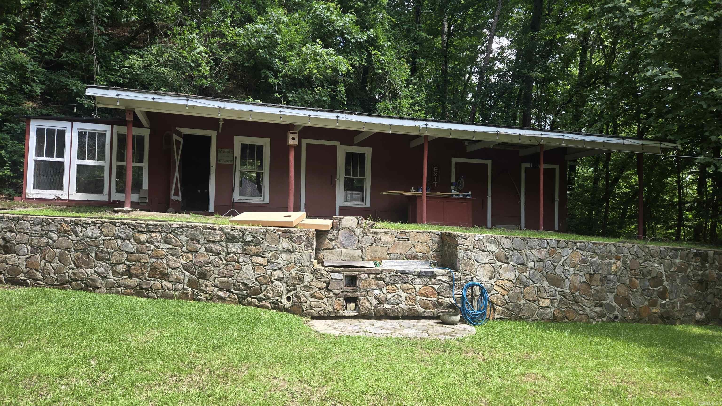 961 N hwy 7  Hot Springs, AR