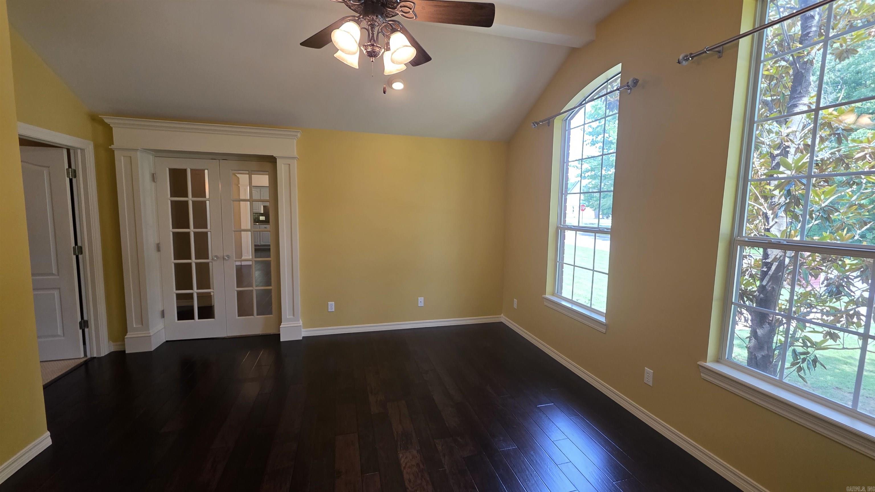 2415 W 8th  Russellville, AR