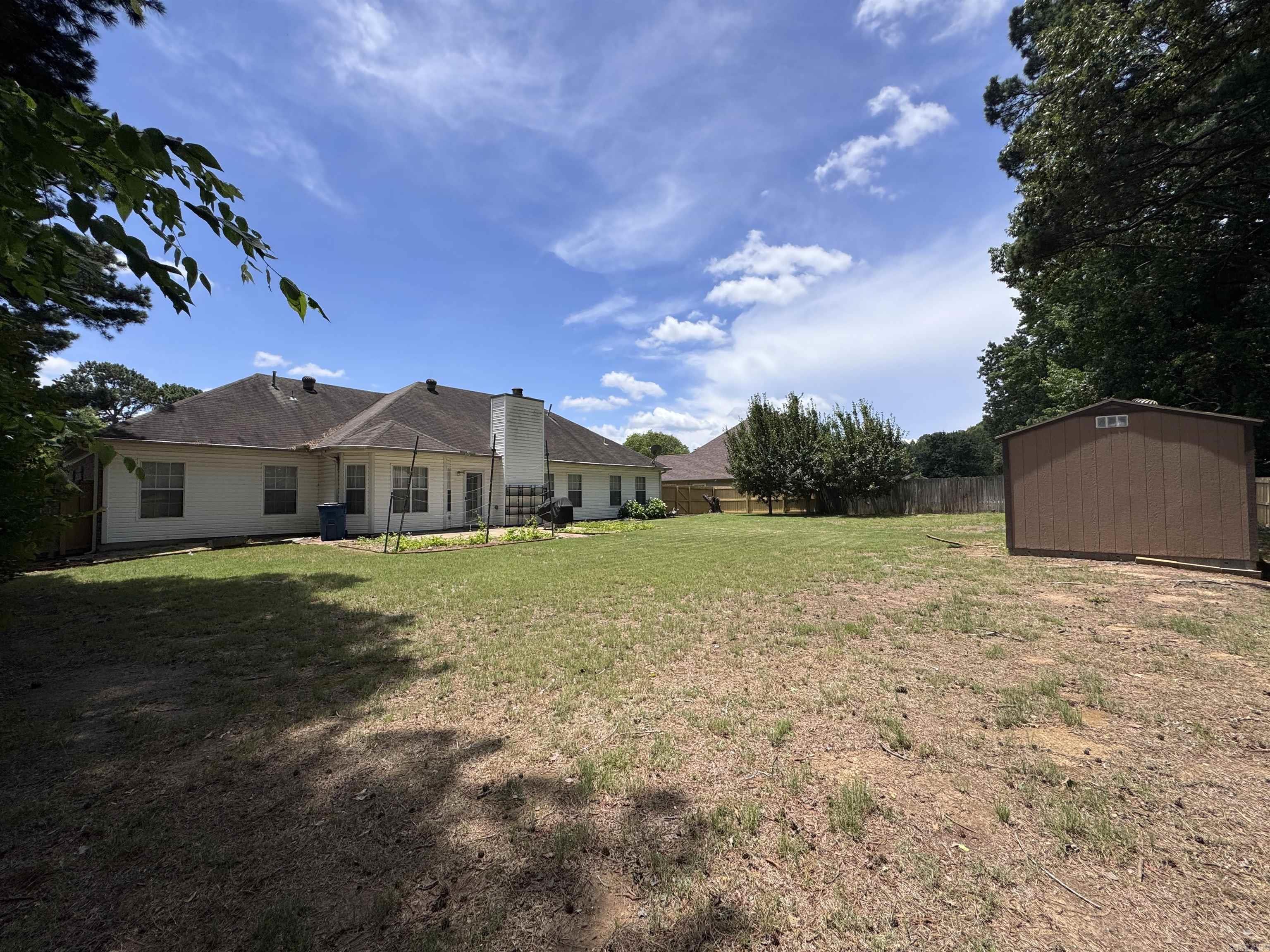 3328 Meadow Creek  Bryant, AR
