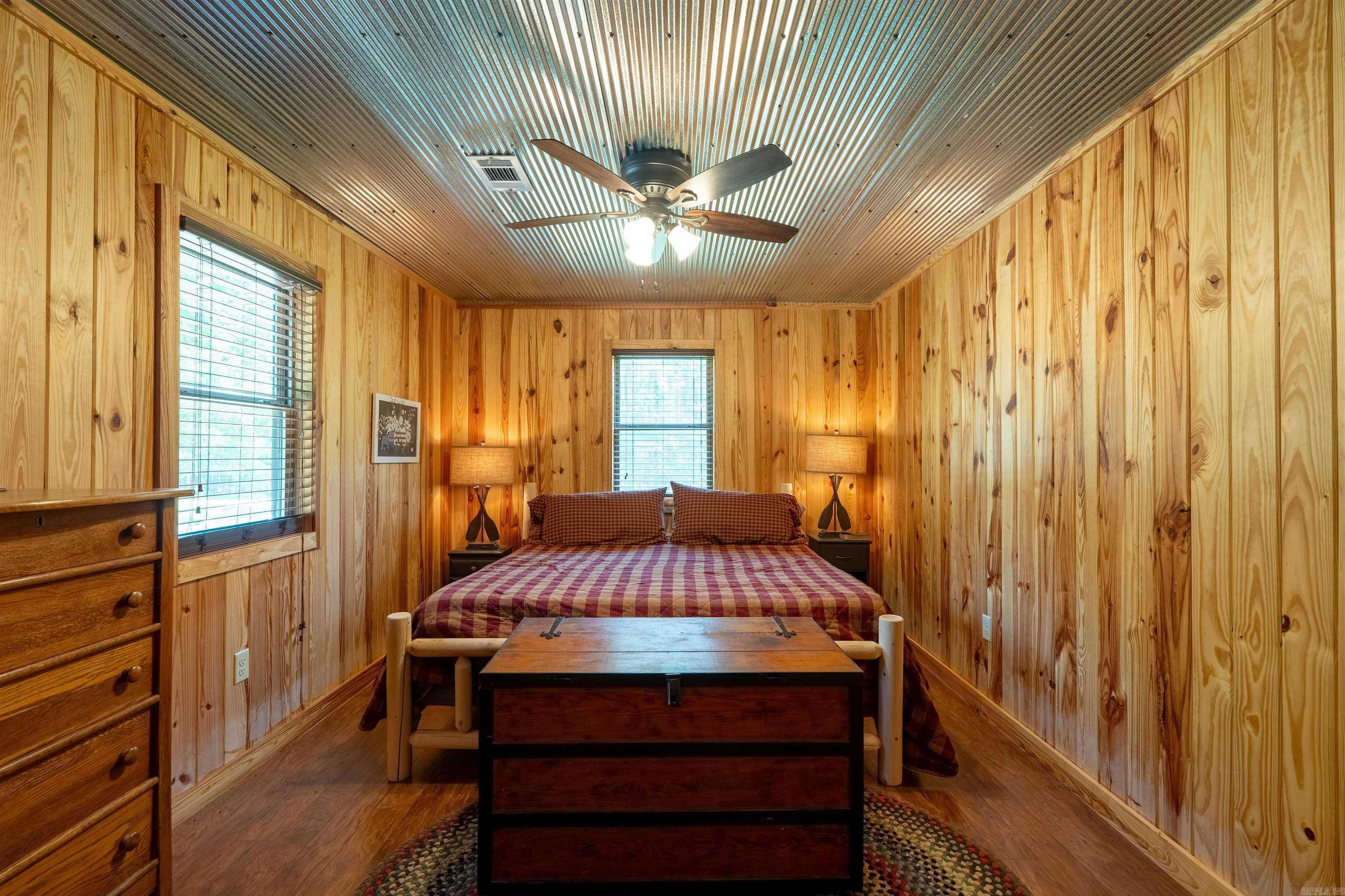 357 Cyperts Bluff Rd  Searcy, AR