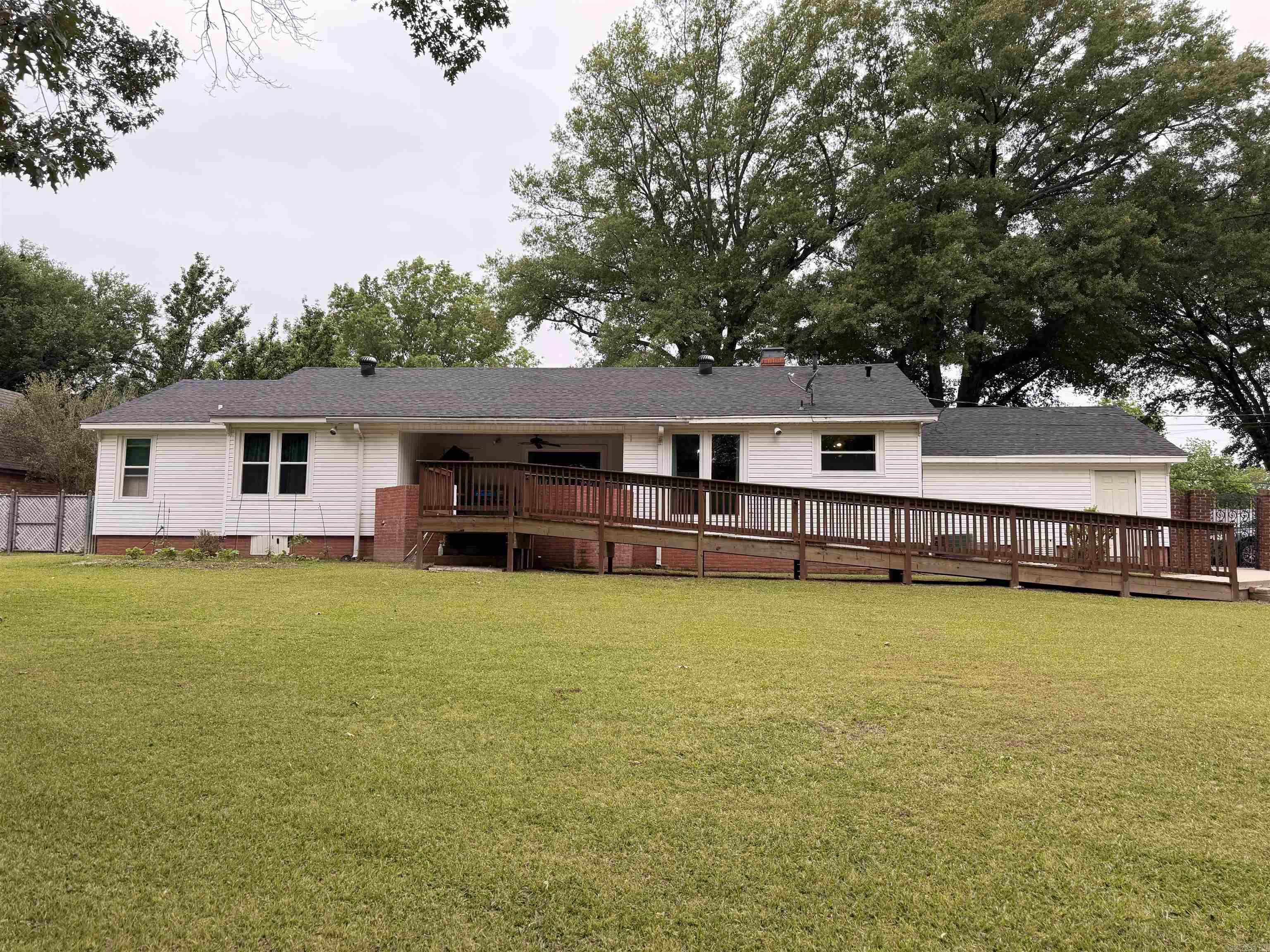 18 Wolfe  McGehee, AR