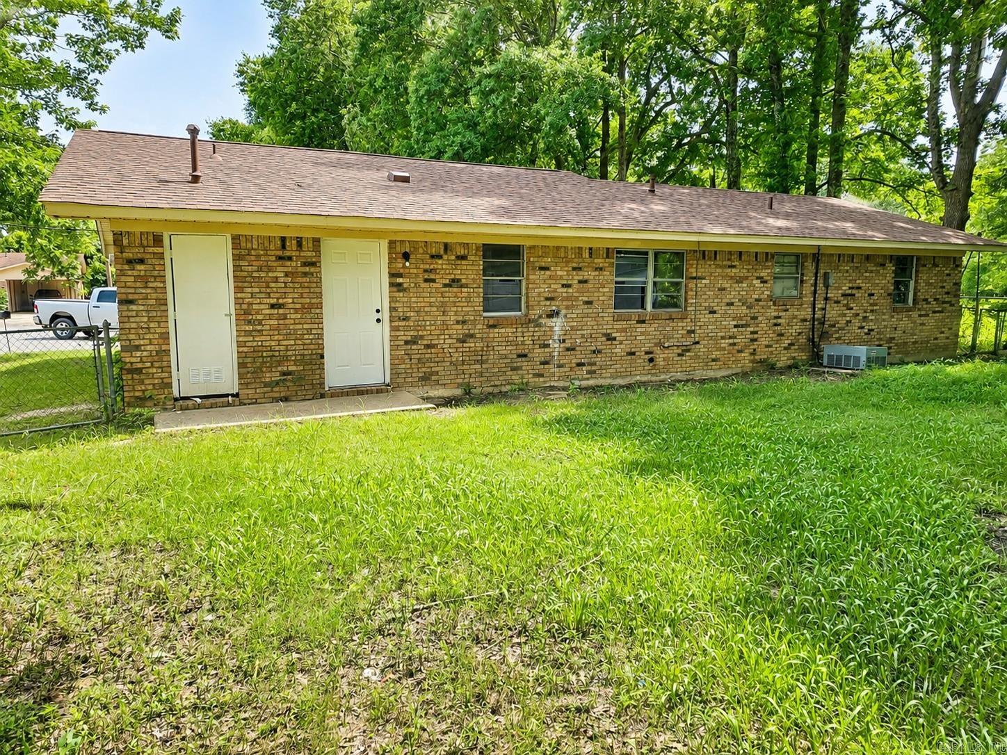 1908 Edmar  Pine Bluff, AR