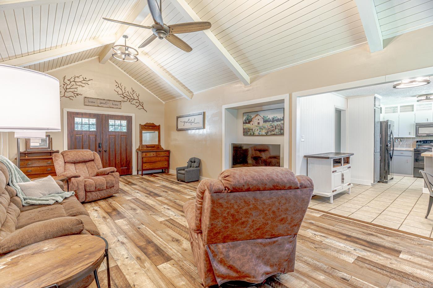 5 Lawrence Rd 2270  Powhatan, AR